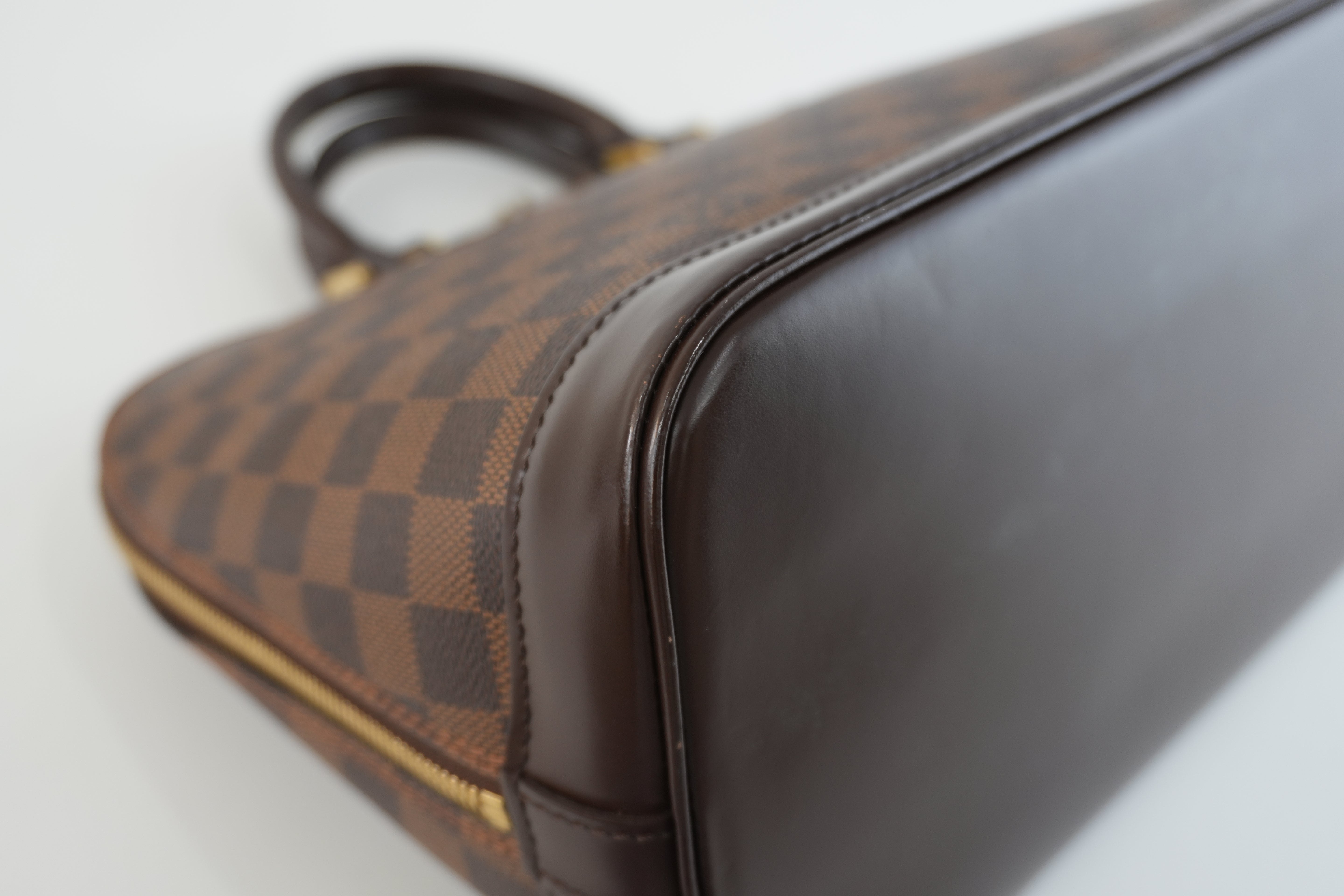 Louis Vuitton Damier Ebene Alma Handbag Used