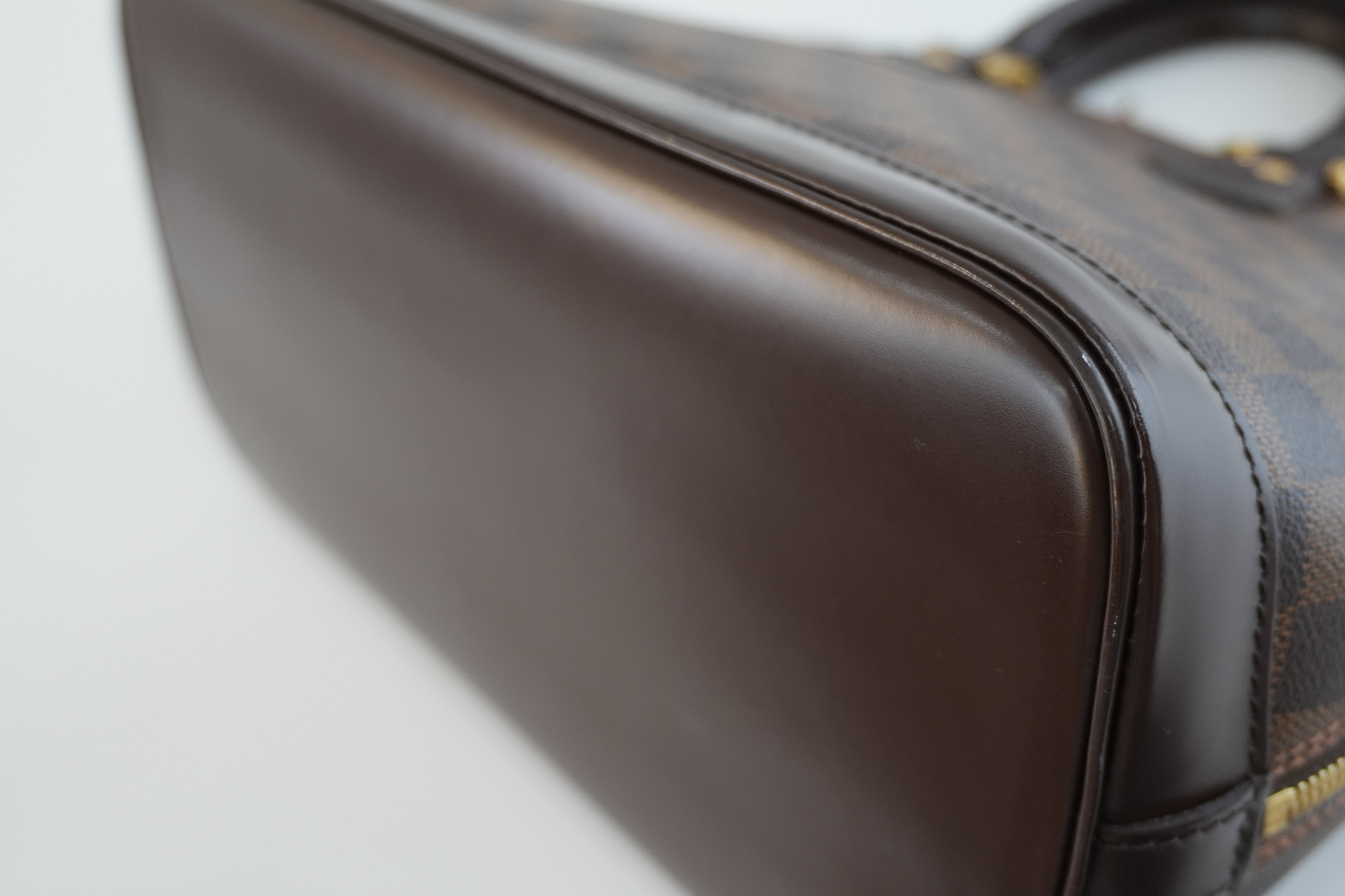 Louis Vuitton Damier Ebene Alma Handbag Used