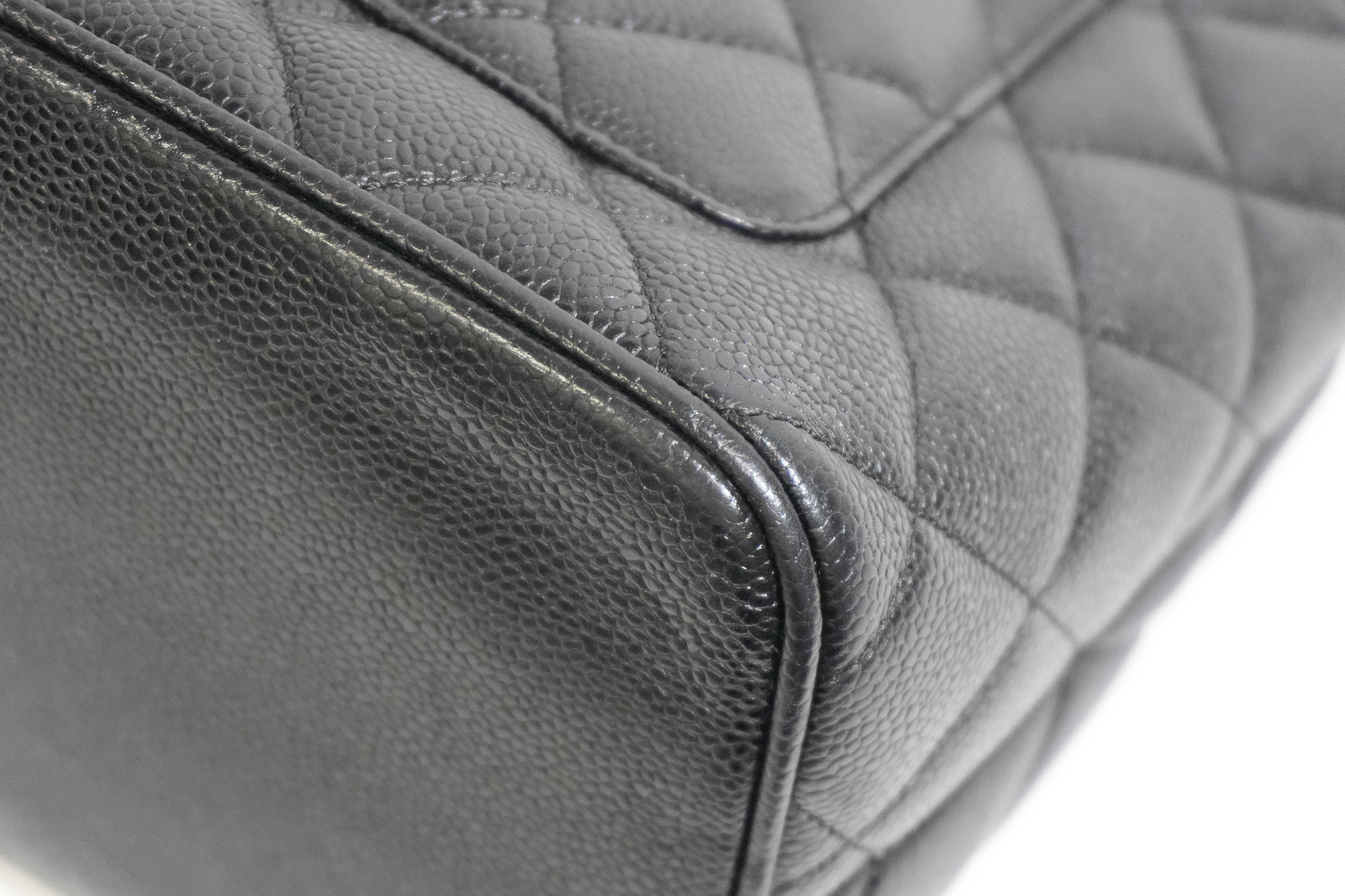 Pre-owned Chanel Caviar Skin Chanel Medallion Handbag Black