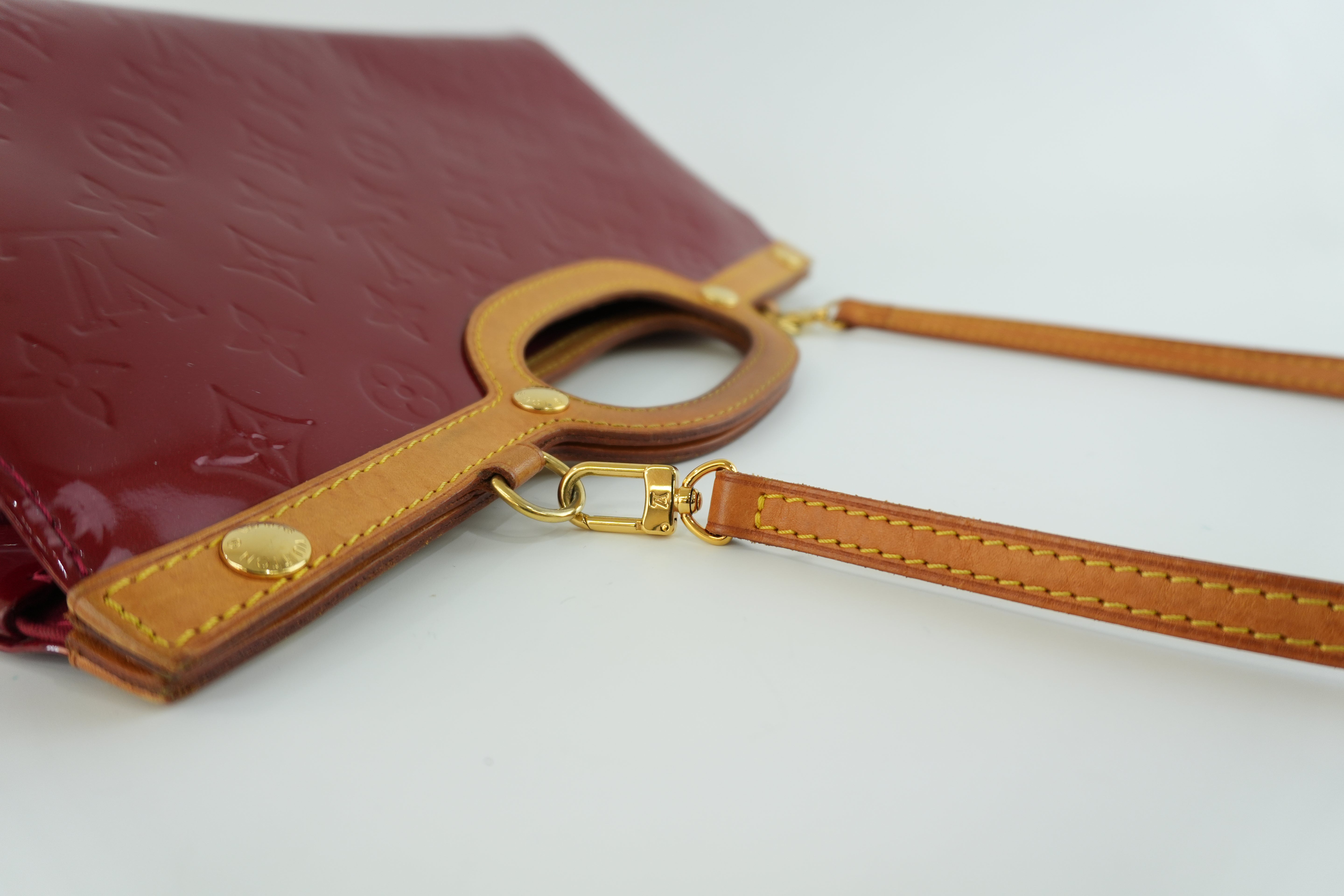 Louis Vuitton Roxbury Vernis Two Way Shoulder Bag Red Used