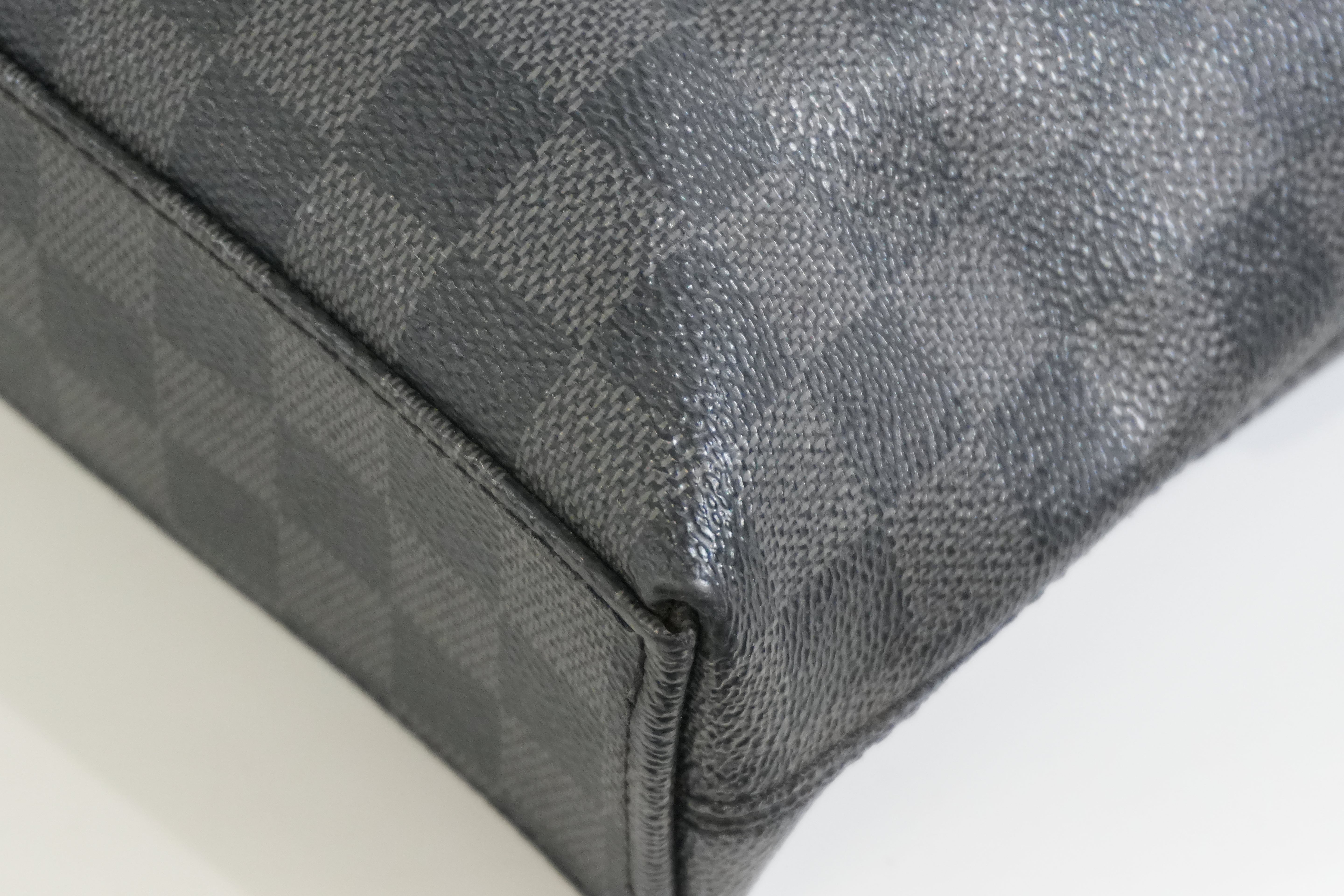 Pre-owned Louis Vuitton Damier Graphite Porte Documents Jour Messenger Bag
