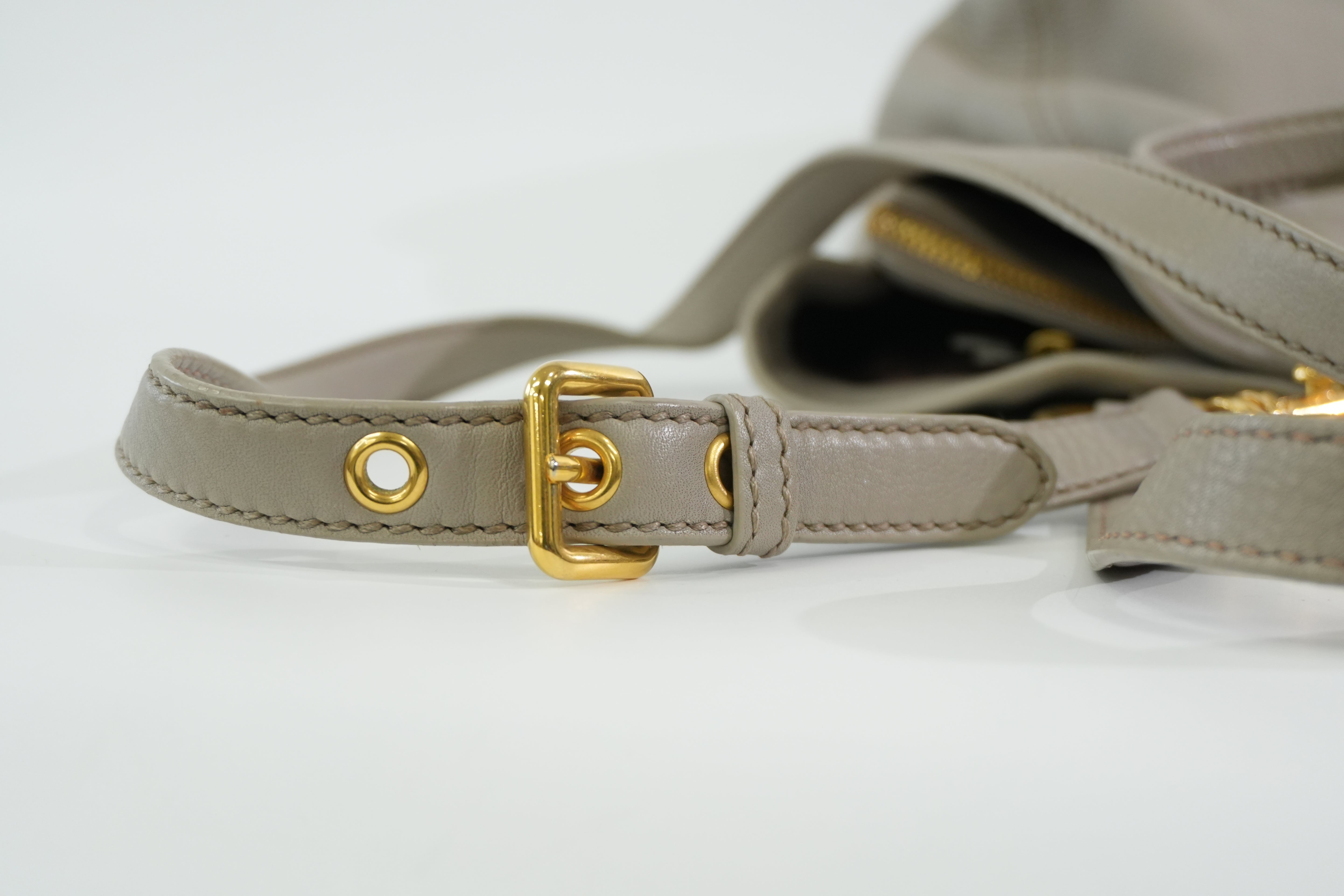 Pre-owned Miumiu Leather Two Way Tote Bag Gray