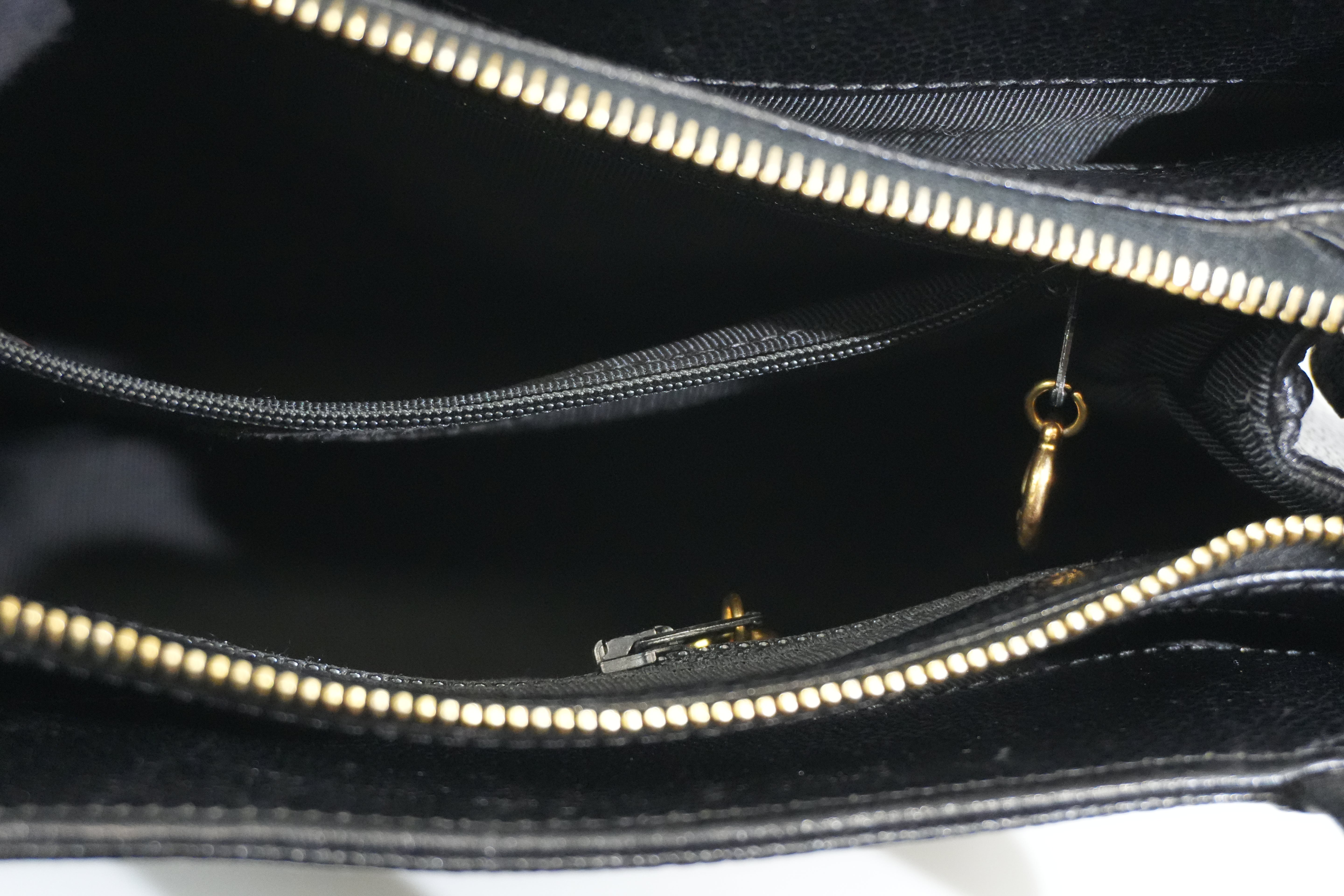 Pre-owned Chanel Tote Bag Black