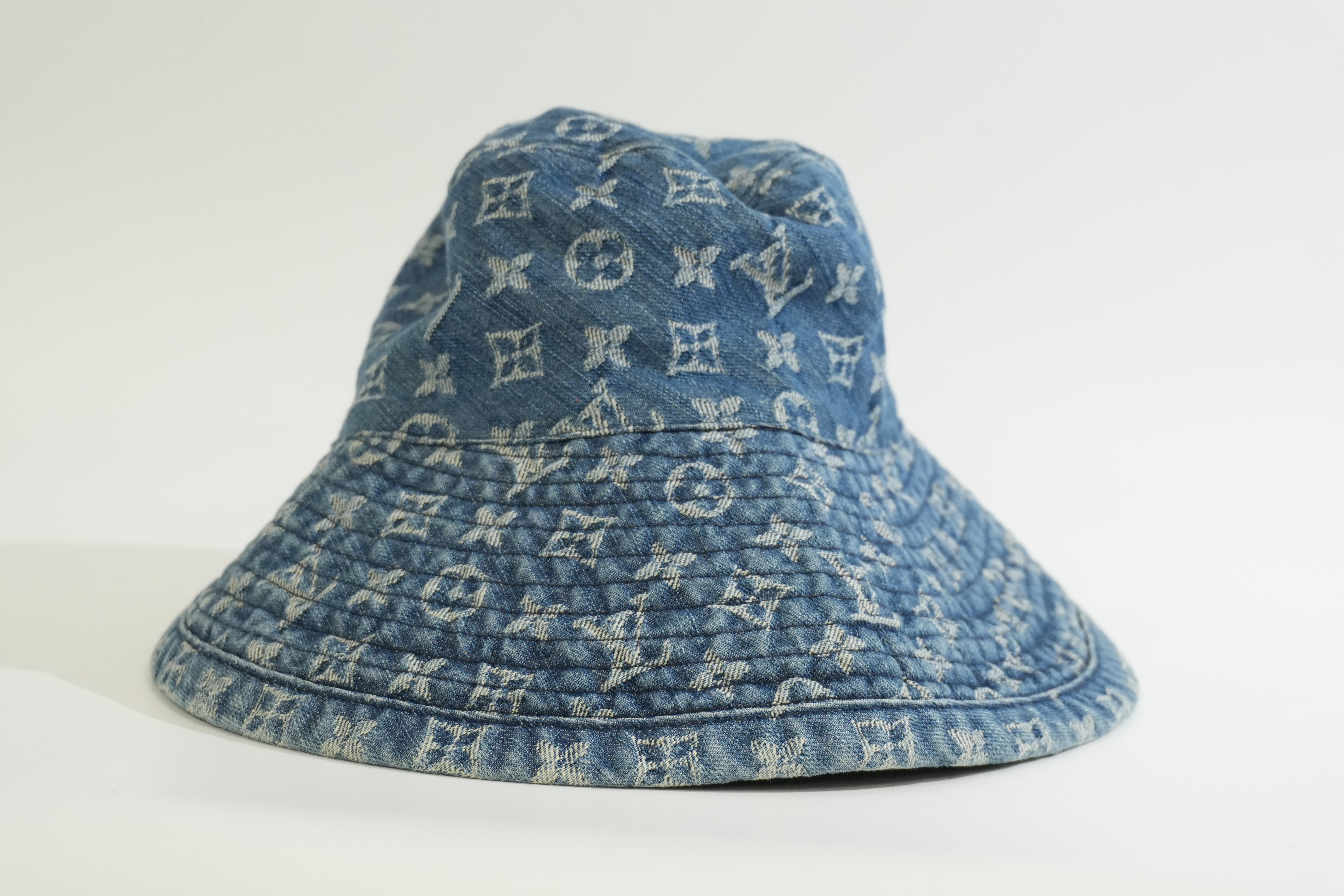 Pre-owned Louis Vuitton Denim Bucket Hat L Size Blue