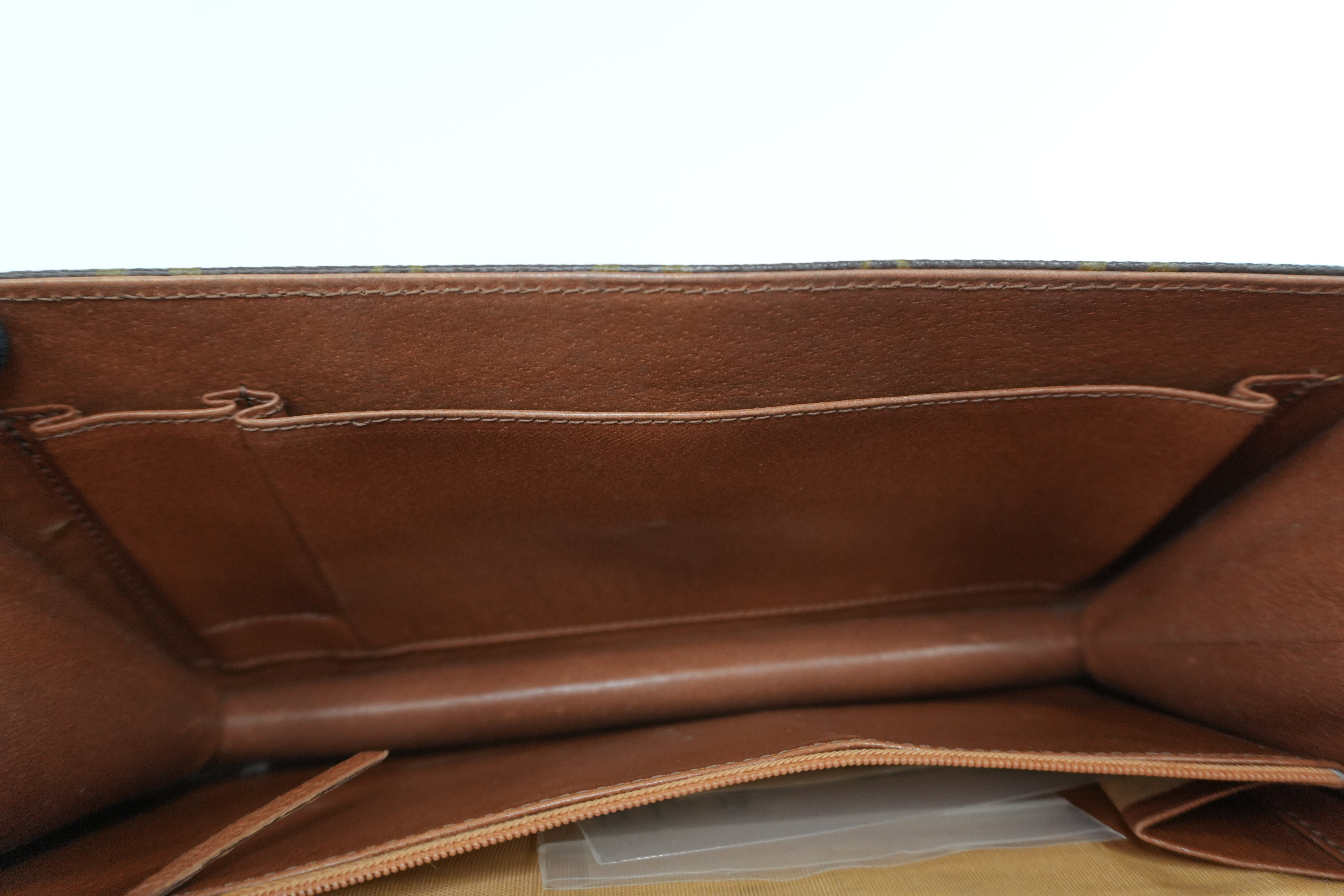 Louis Vuitton Monogram Pochette Dame GM Used