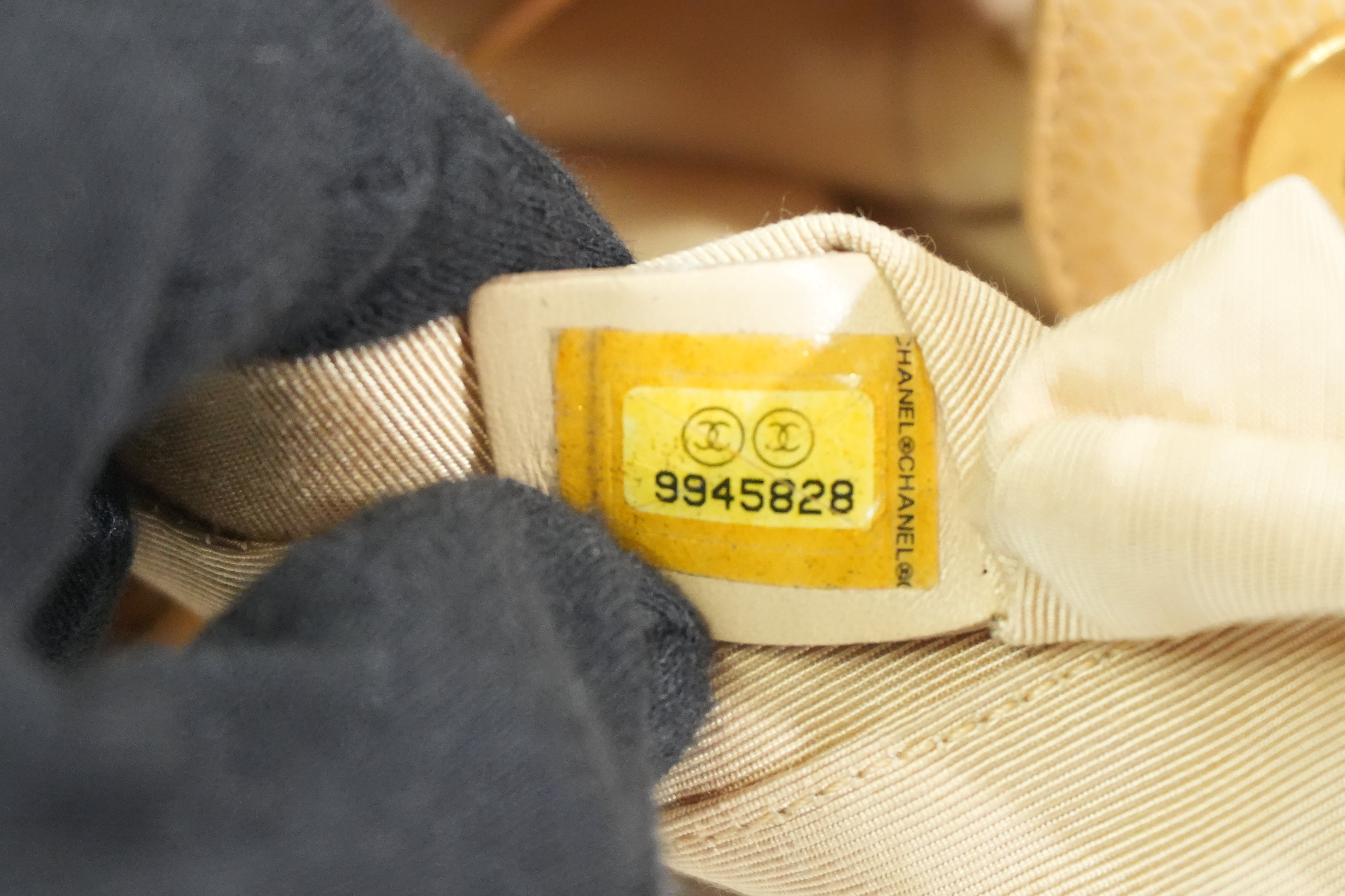 Pre-owned Chanel PST Tote Bag Beige