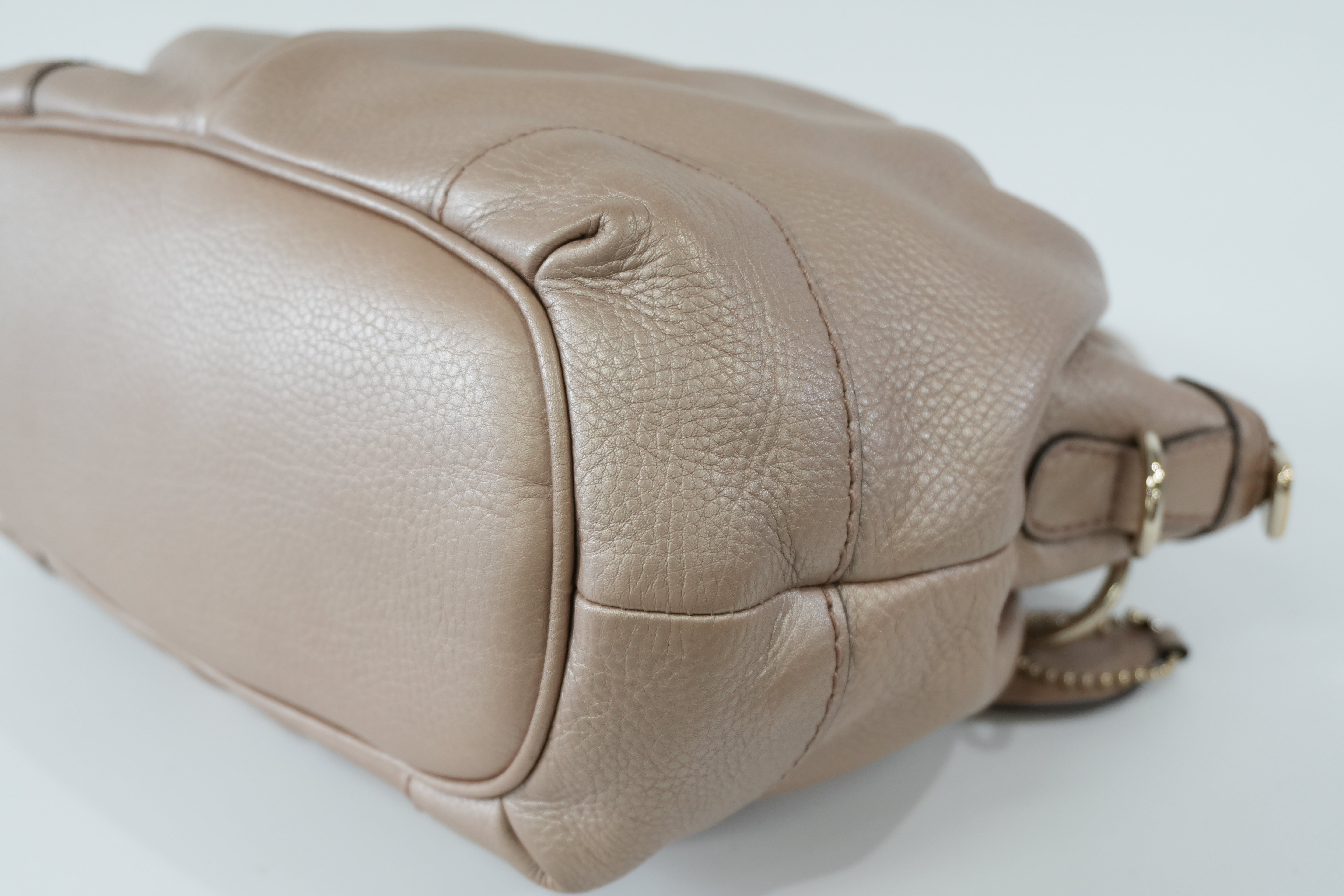 Pre-owned Gucci Leather Metallic Shoulder Bag Bronze