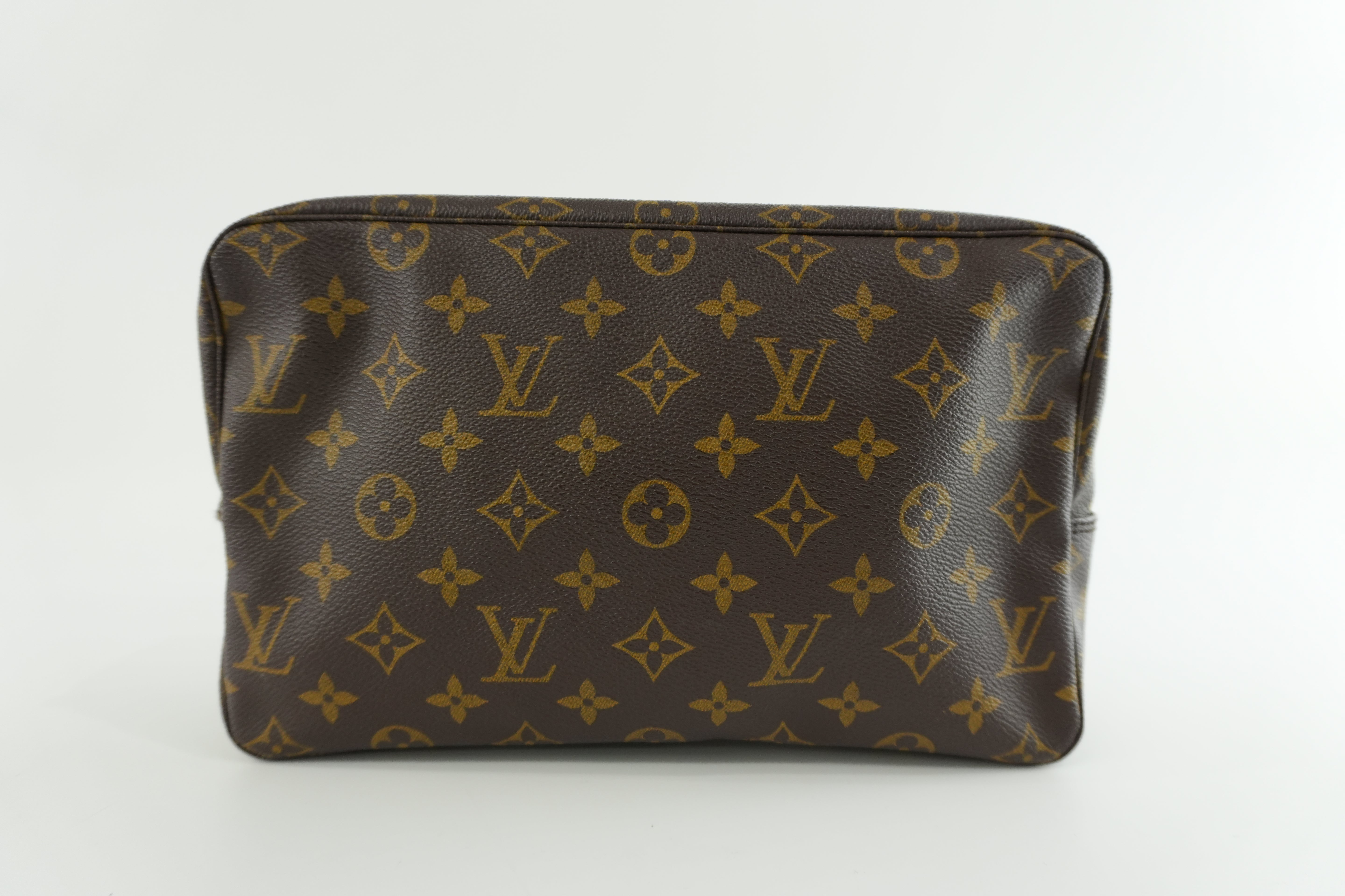 Louis Vuitton Monogram Trousse 28 Used