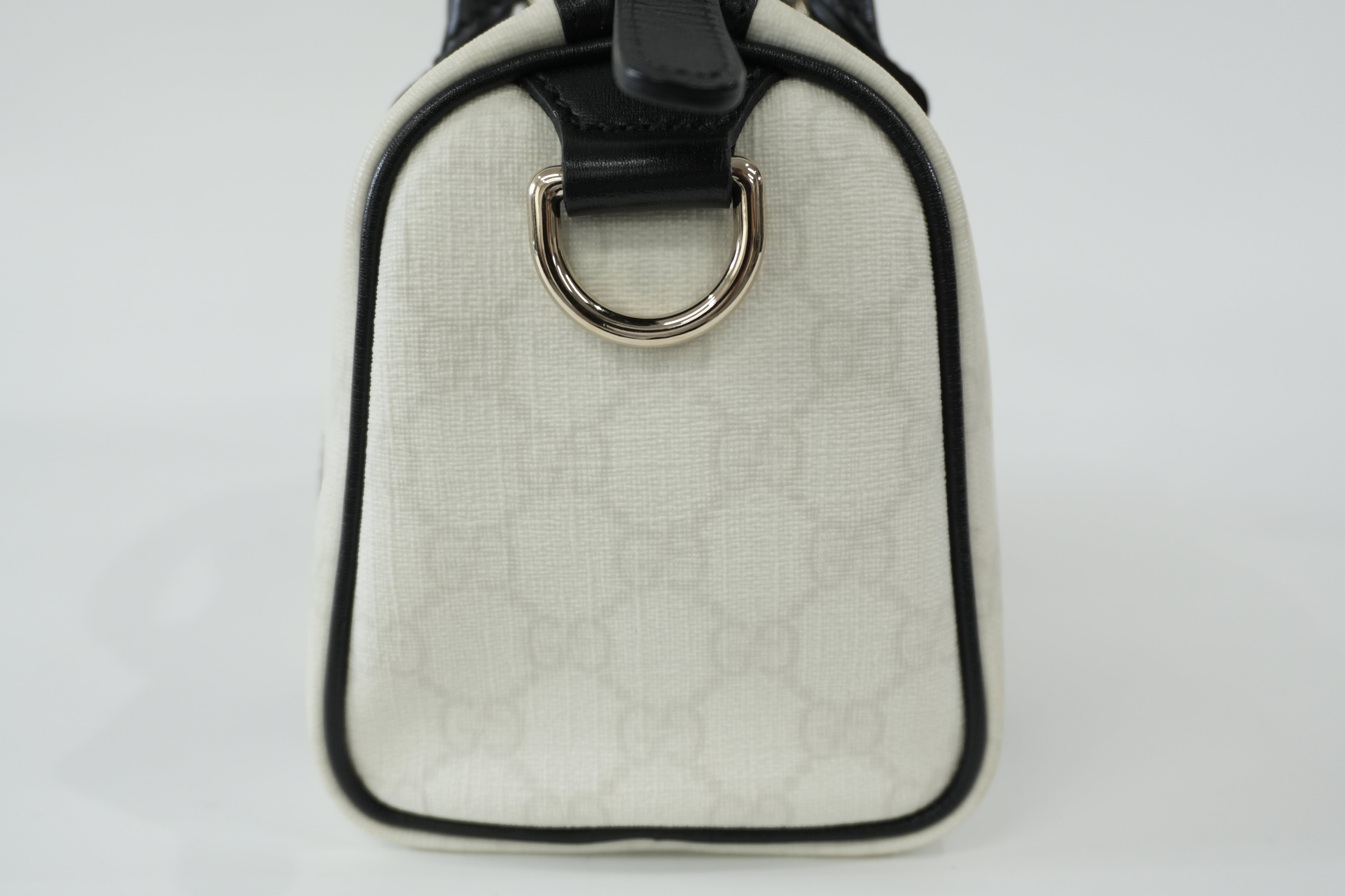 Pre-owned Gucci Canvas GG Supreme Boston Handbag White
