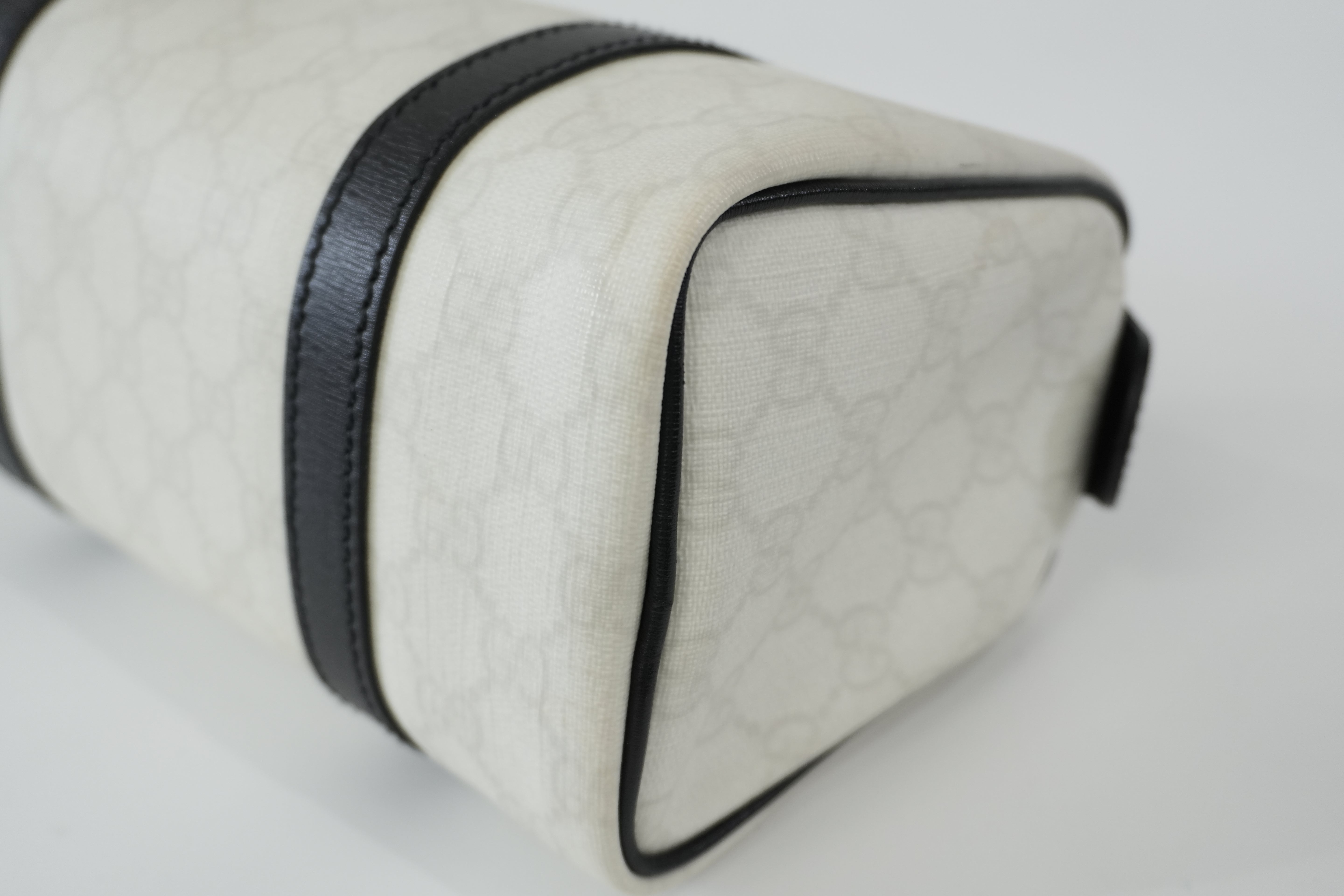 Pre-owned Gucci Canvas GG Supreme Boston Handbag White