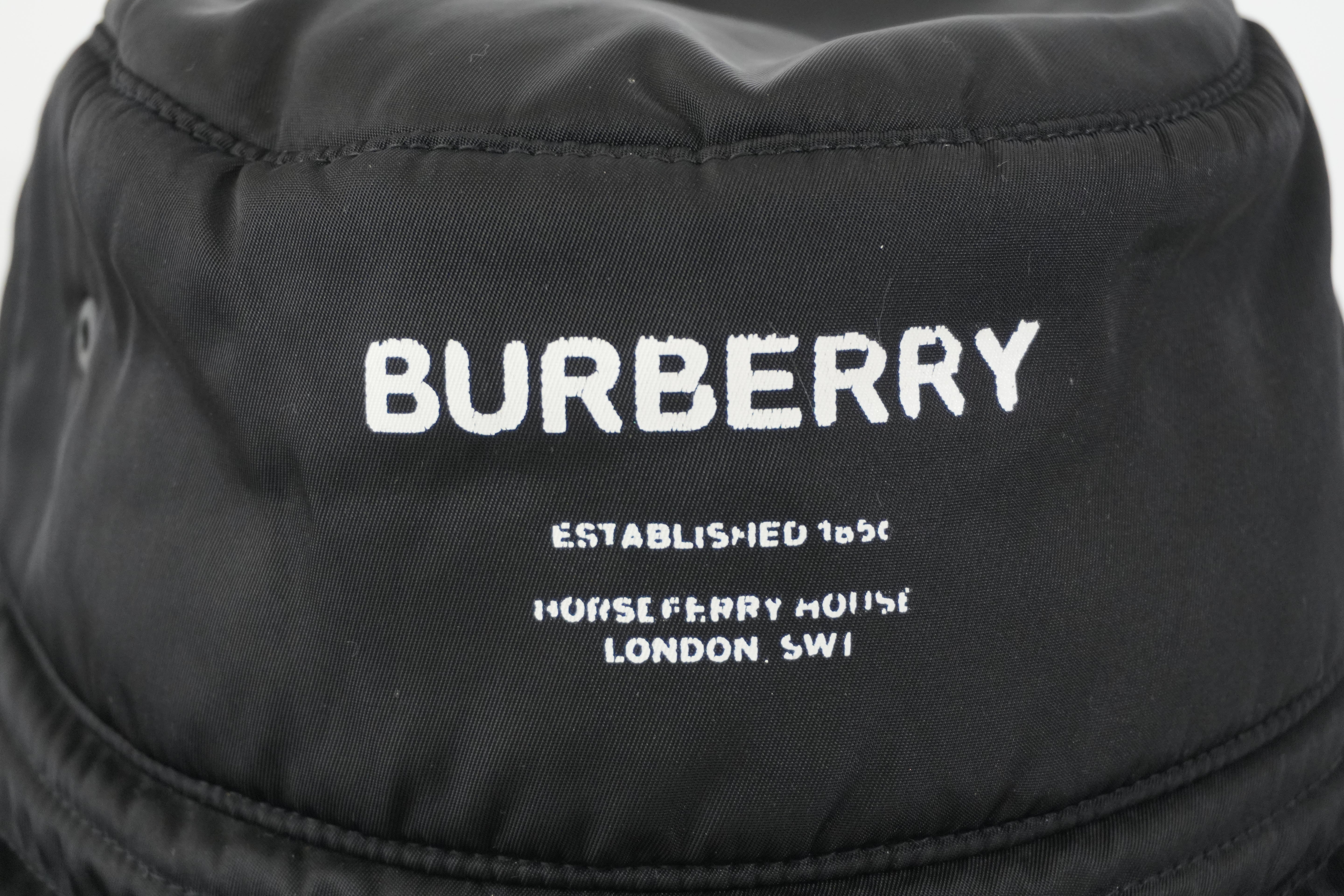 Pre-owned Burberry Bucket Hat Size L Black