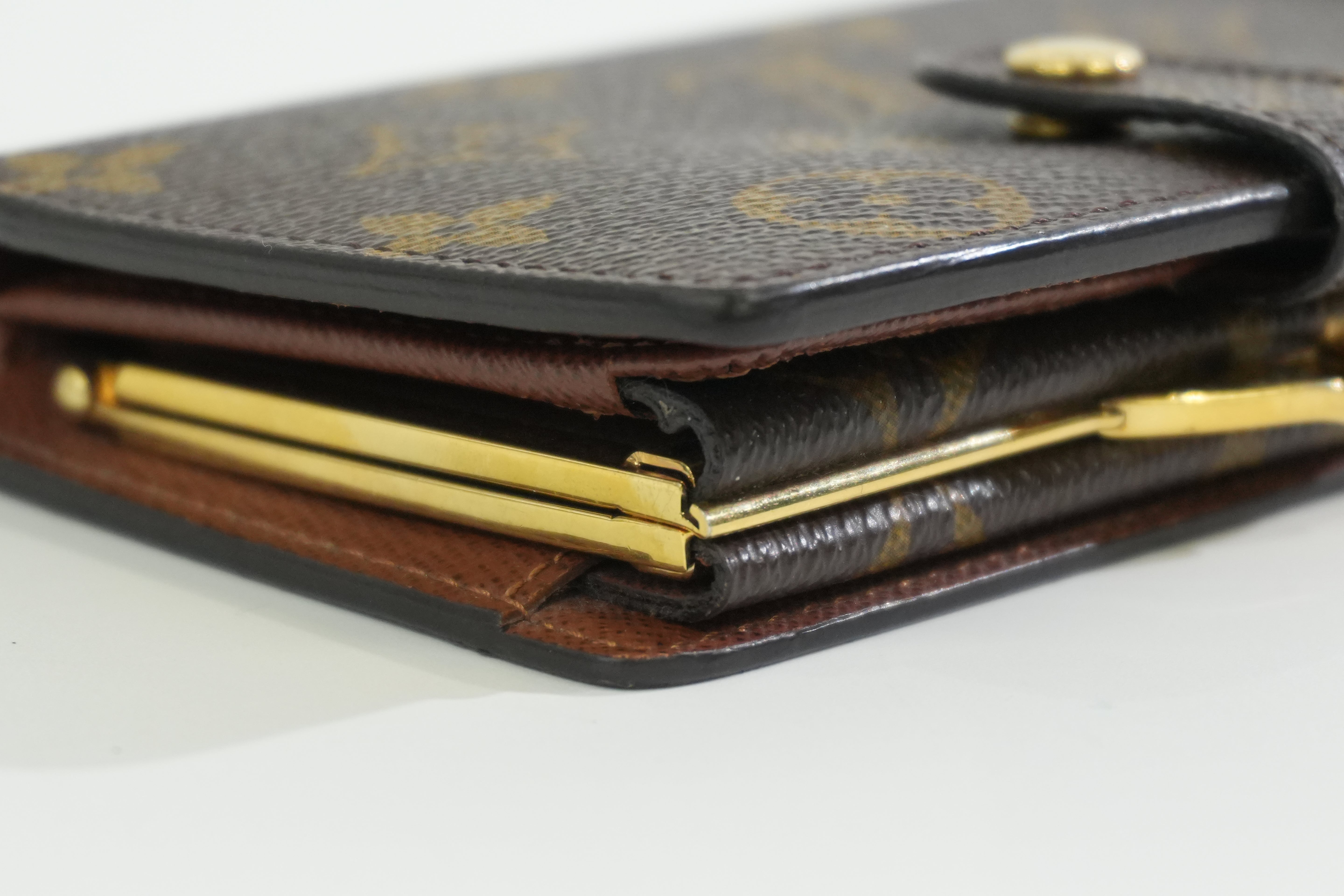 Pre-owned Louis Vuitton Monogram Kisslock Wallet