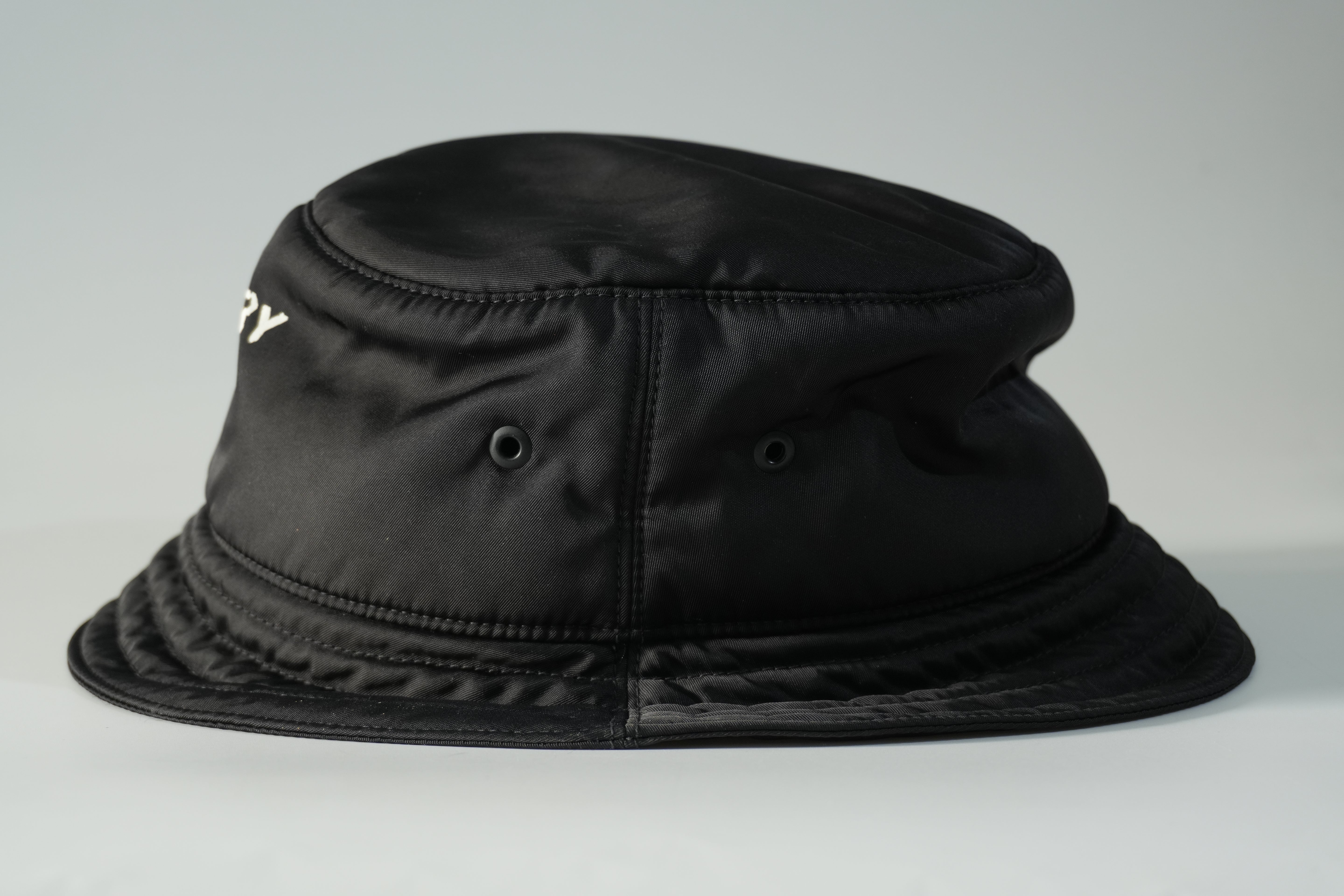 Pre-owned Burberry Bucket Hat Size L Black