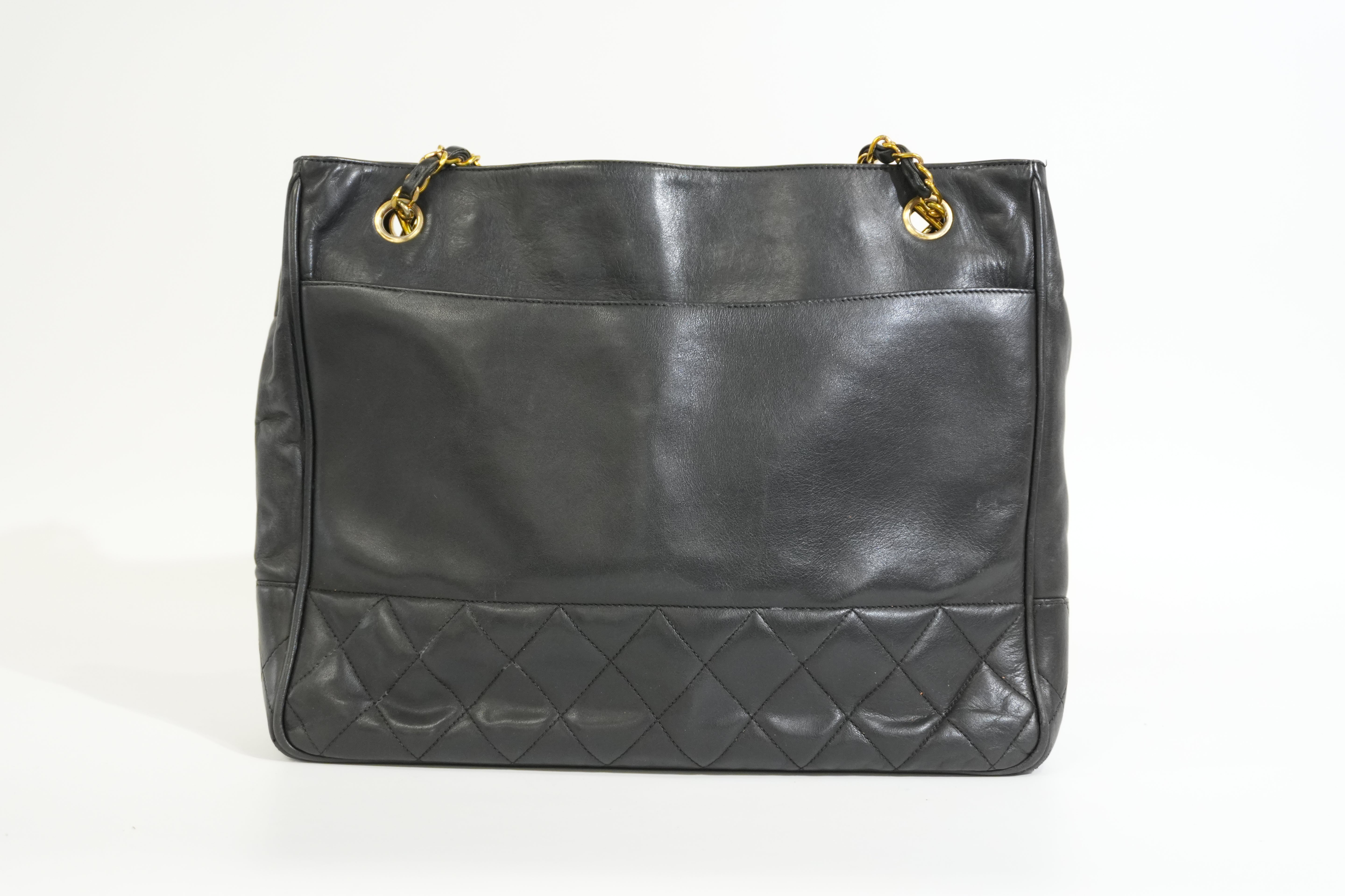 Pre-owned Chanel Chain Tote Bag Black