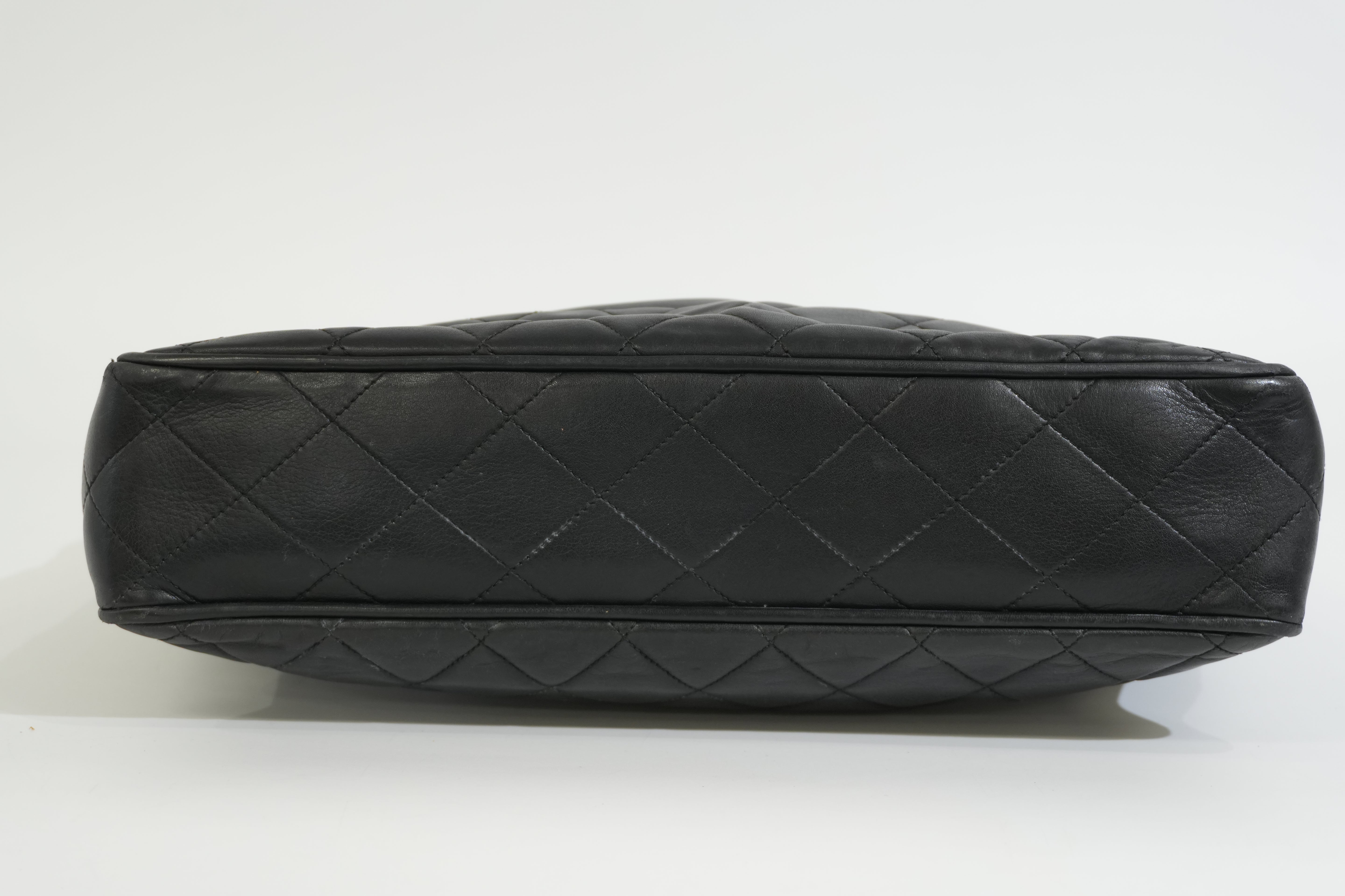 Pre-owned Chanel Chain Tote Bag Black