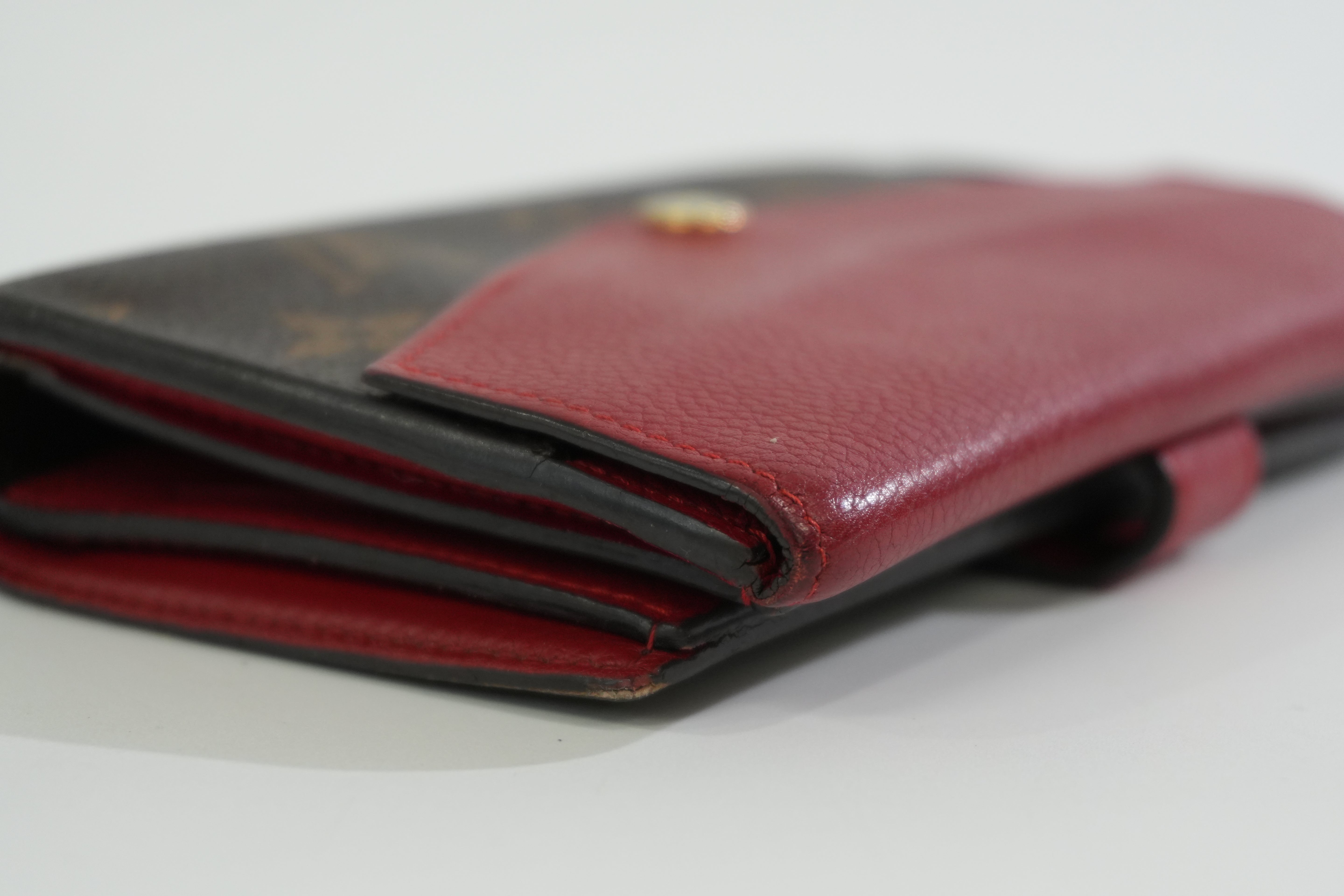 Pre-owned Louis Vuitton Monogram Pallas Compact Wallet Red