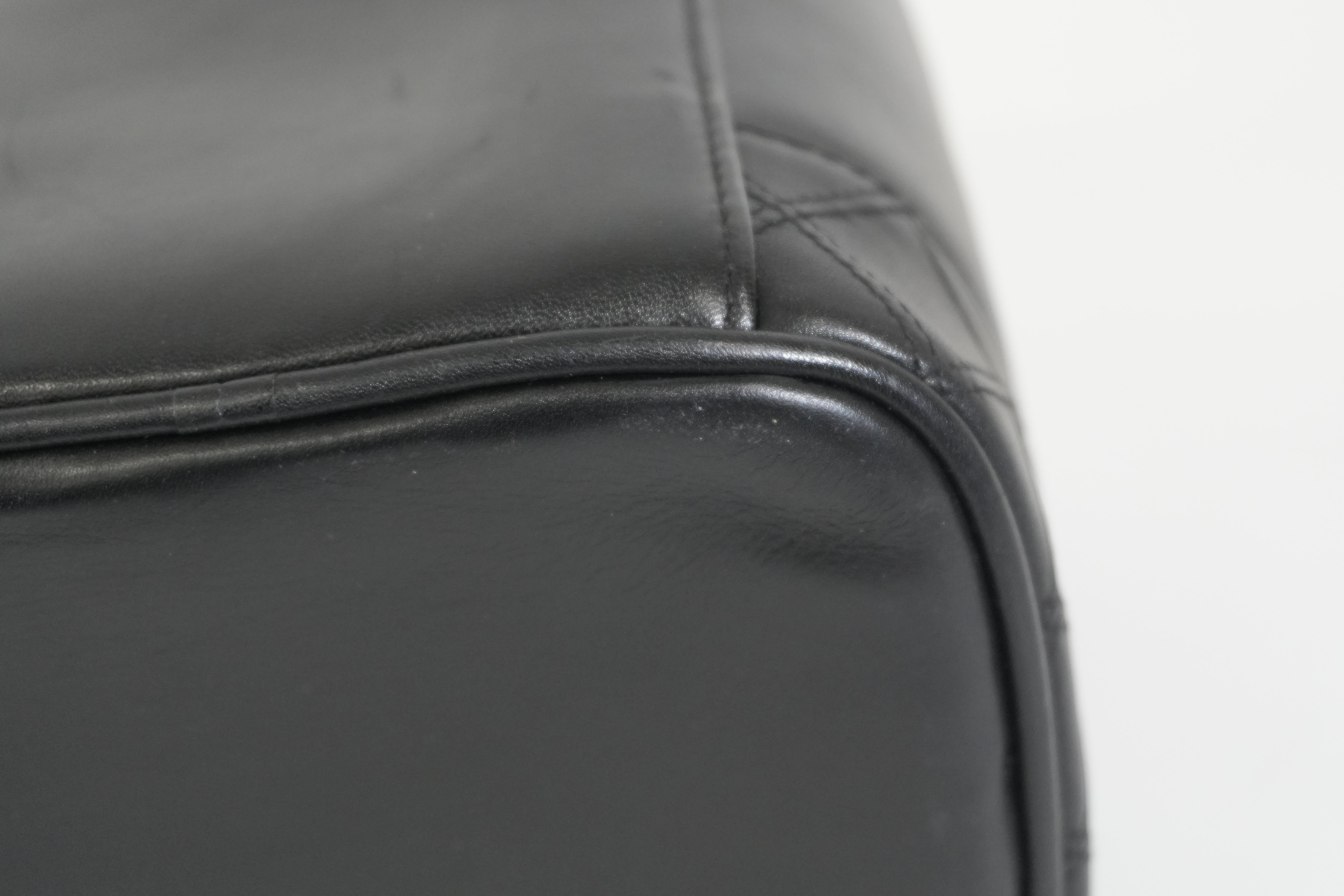 Pre-owned Chanel Lambskin Leather Vanity Case Black