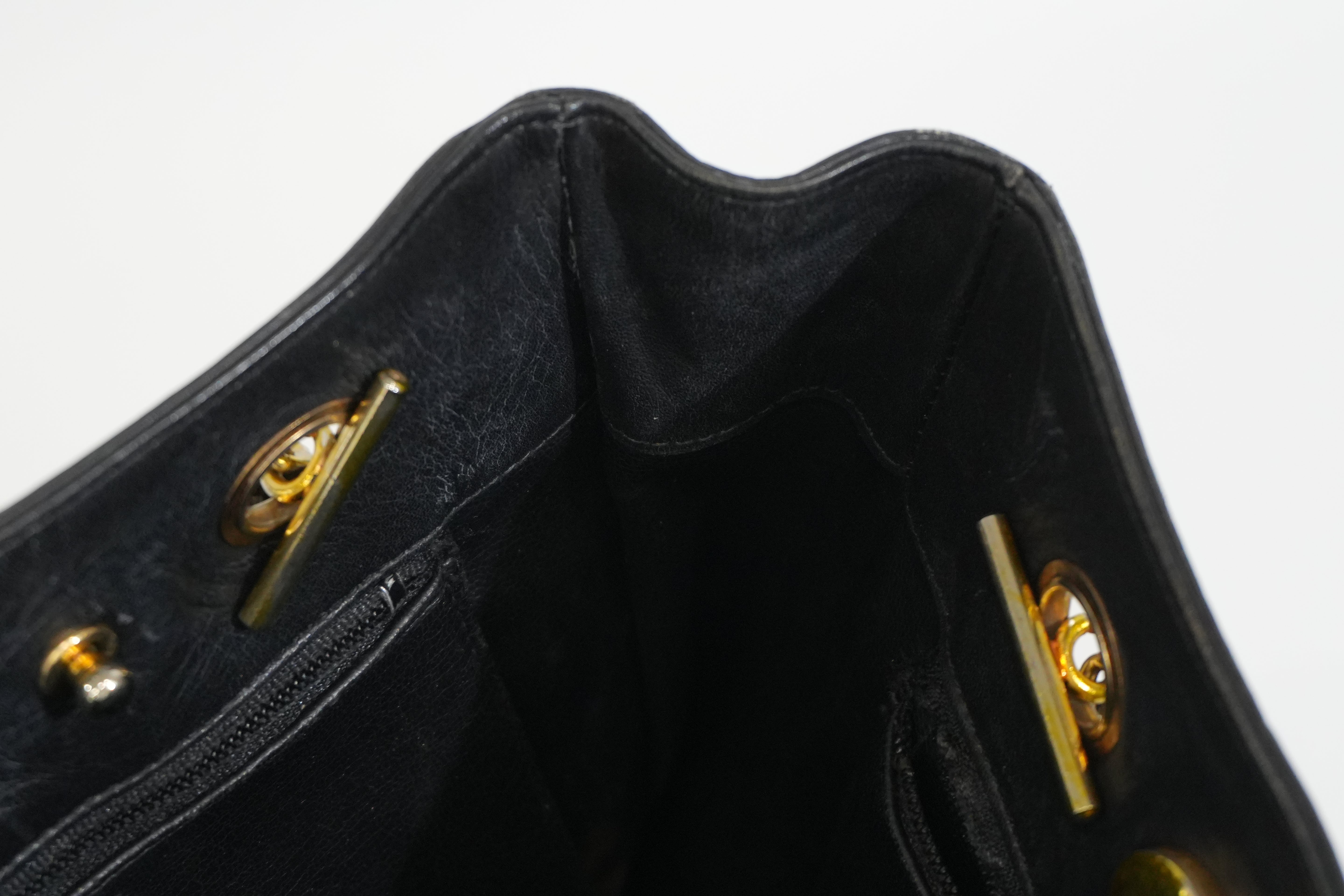 Pre-owned Chanel Chain Tote Bag Black