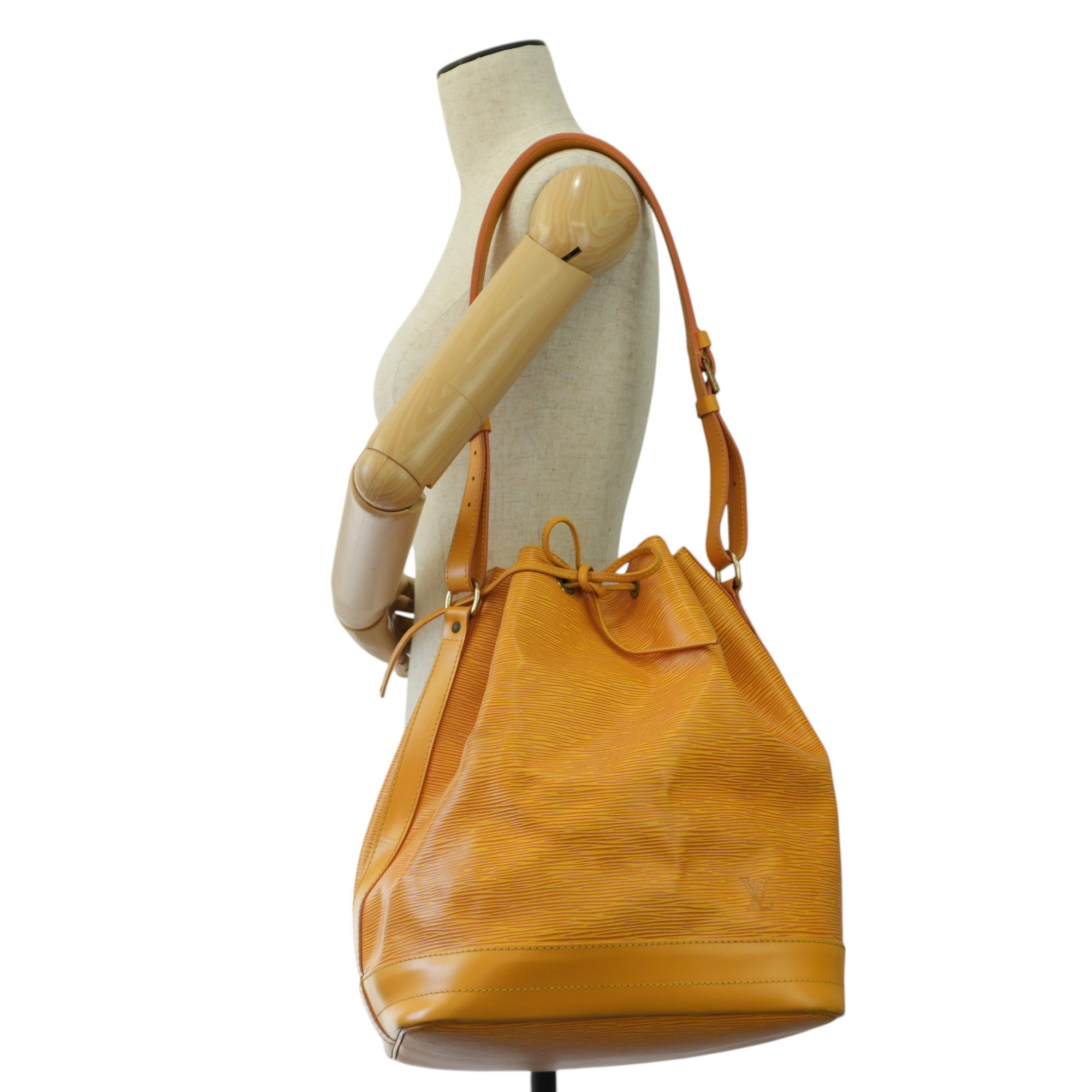 Louis Vuitton Noe GM Shoulder Bag Yellow Used