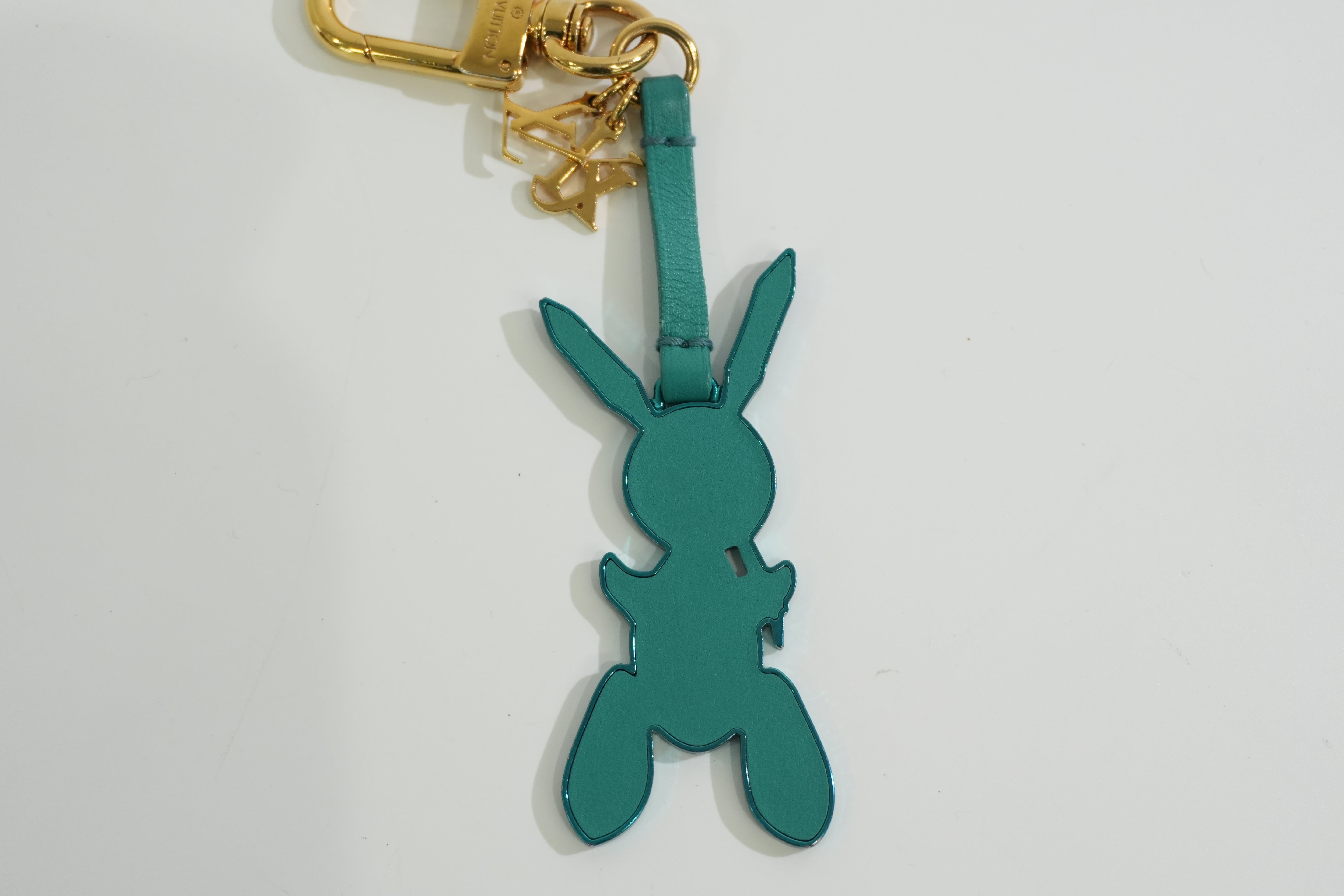Pre-owned Louis Vuitton Bunny Bag Charm Blue