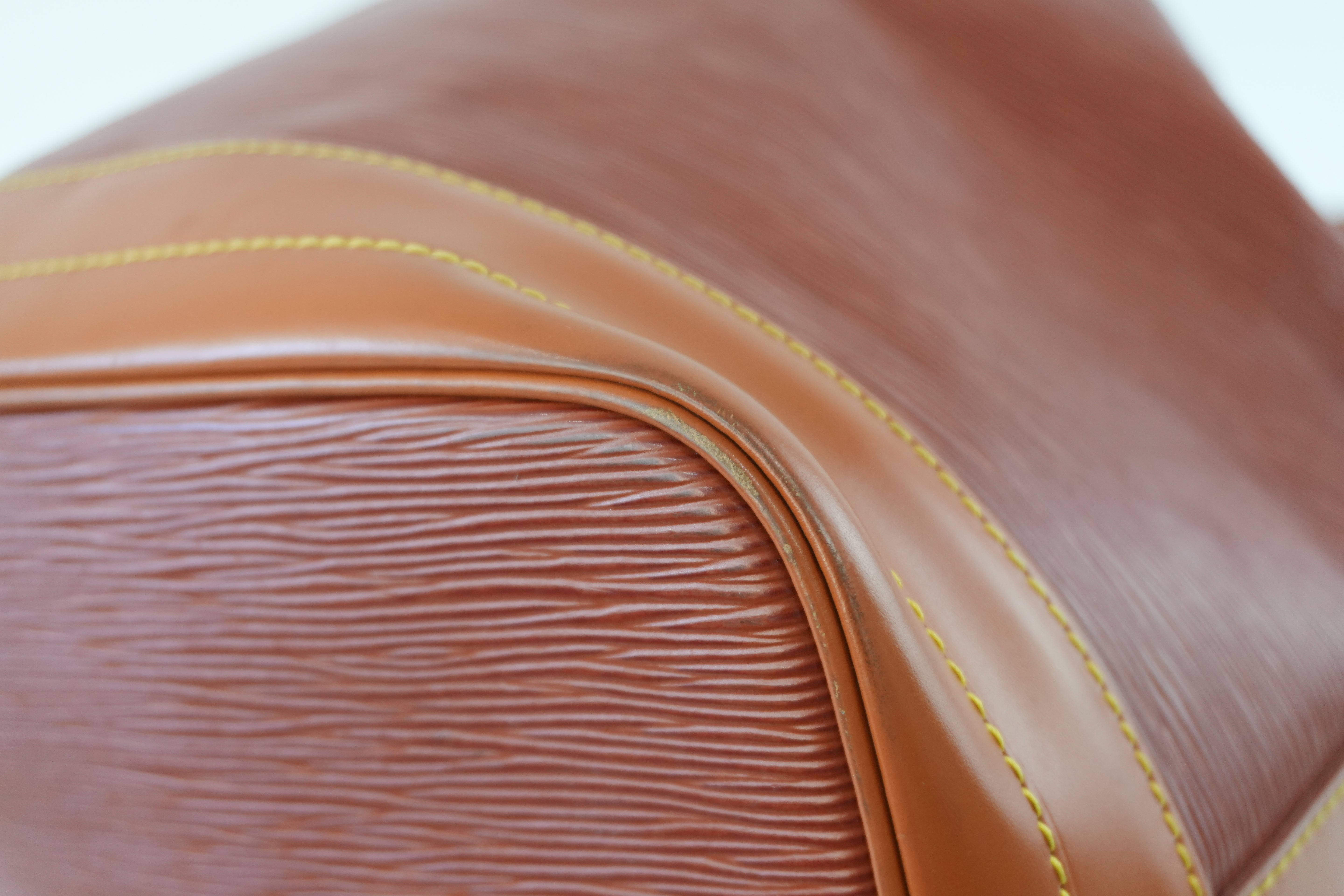 Louis Vuitton Noe GM Epi Shoulder Bag Kenya Brown Used