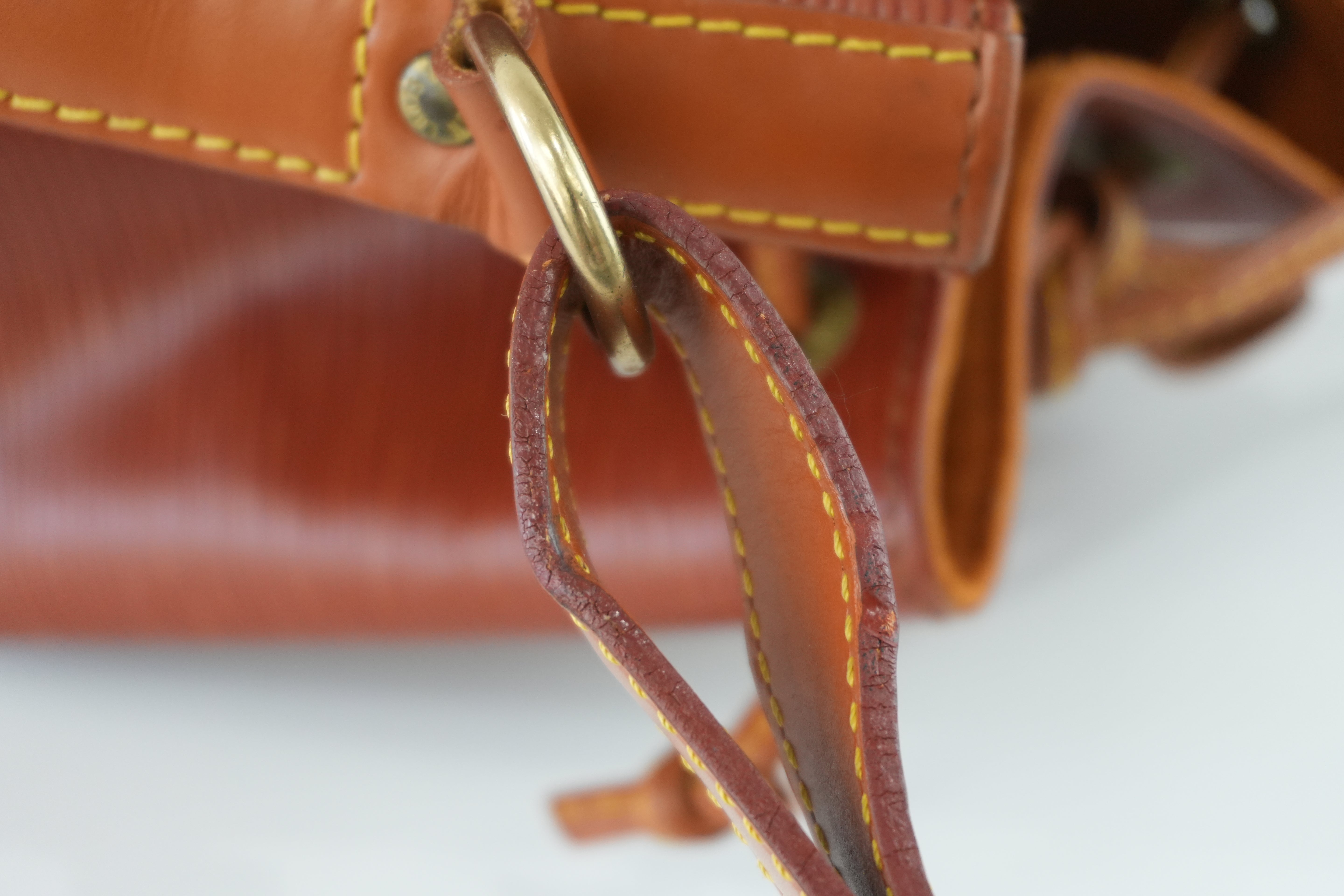 Louis Vuitton Noe GM Epi Shoulder Bag Kenya Brown Used