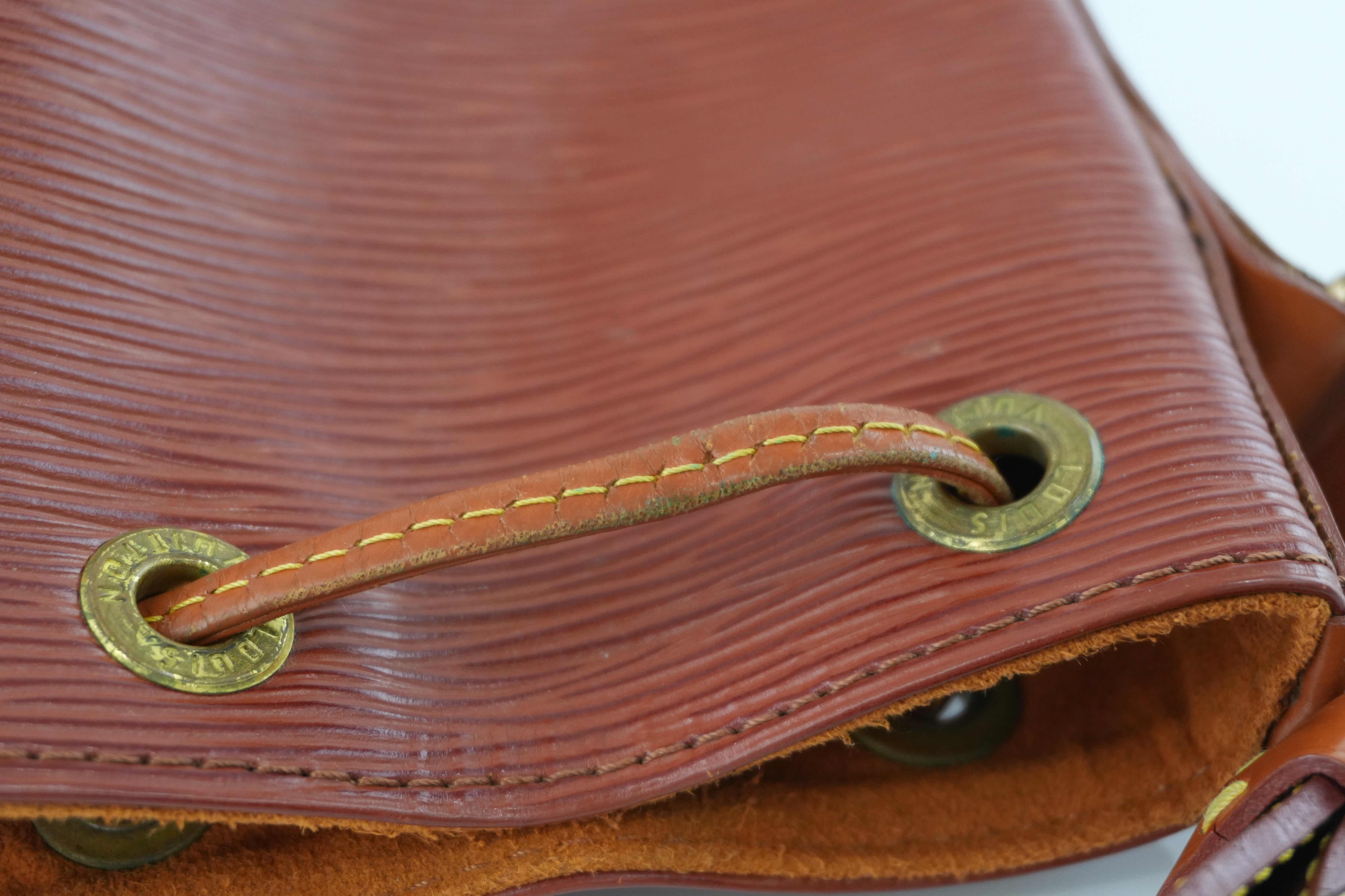 Louis Vuitton Noe GM Epi Shoulder Bag Kenya Brown Used