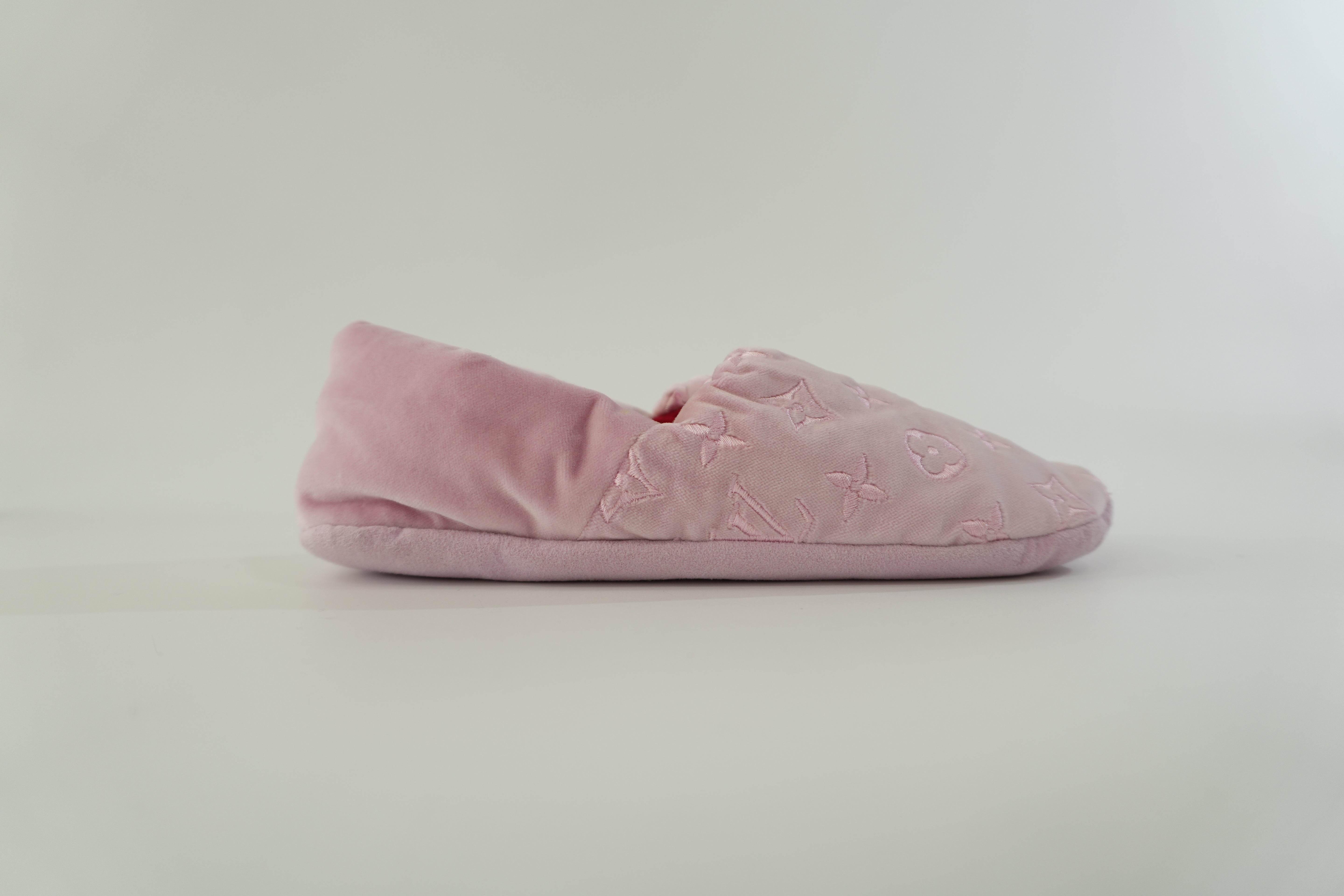 Pre-owned Louis Vuitton Indoor Slippers Size 6 Pink