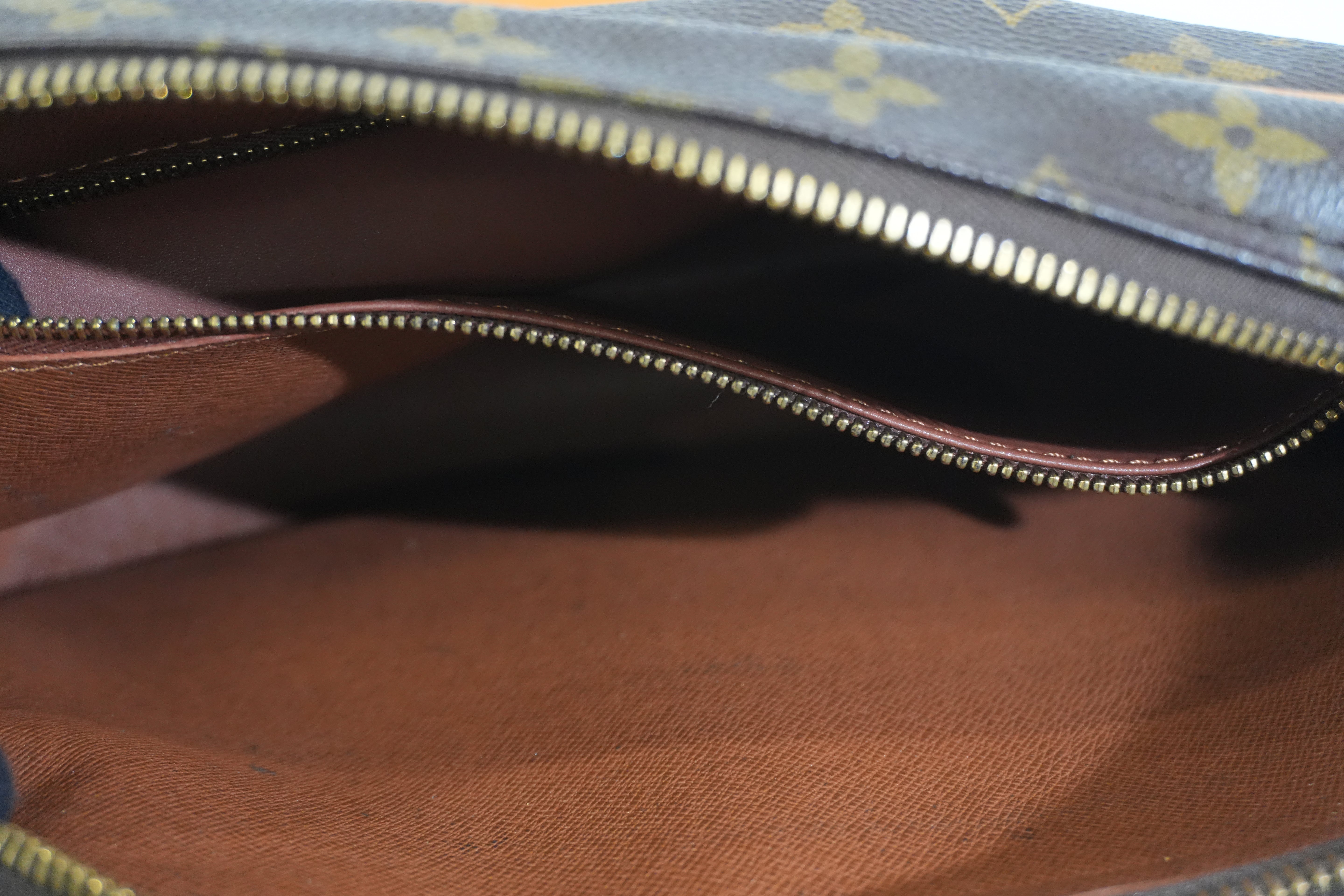 Pre-owned Louis Vuitton Monogram Trocadero Shoulder Bag