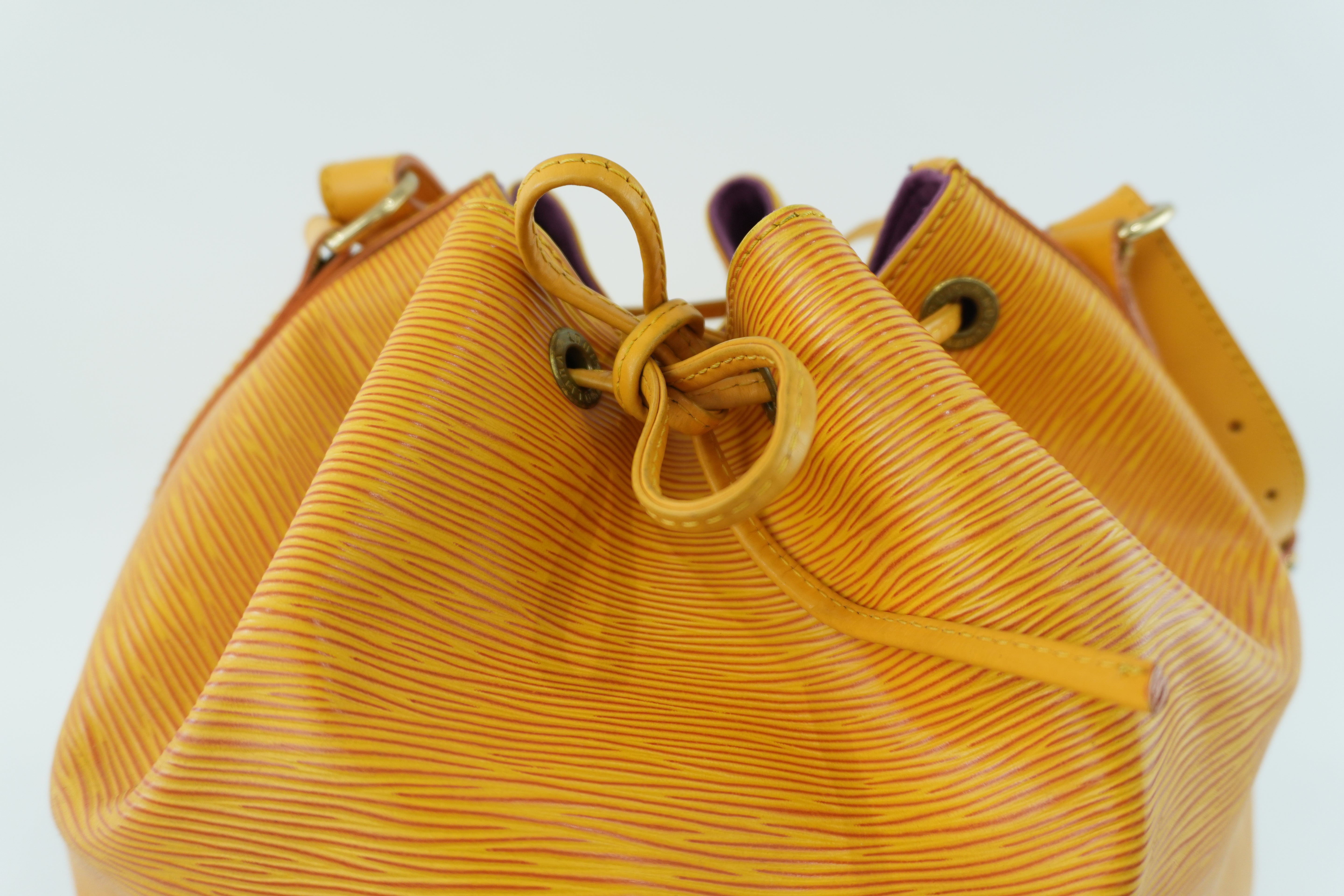 Louis Vuitton Noe GM Shoulder Bag Yellow Used