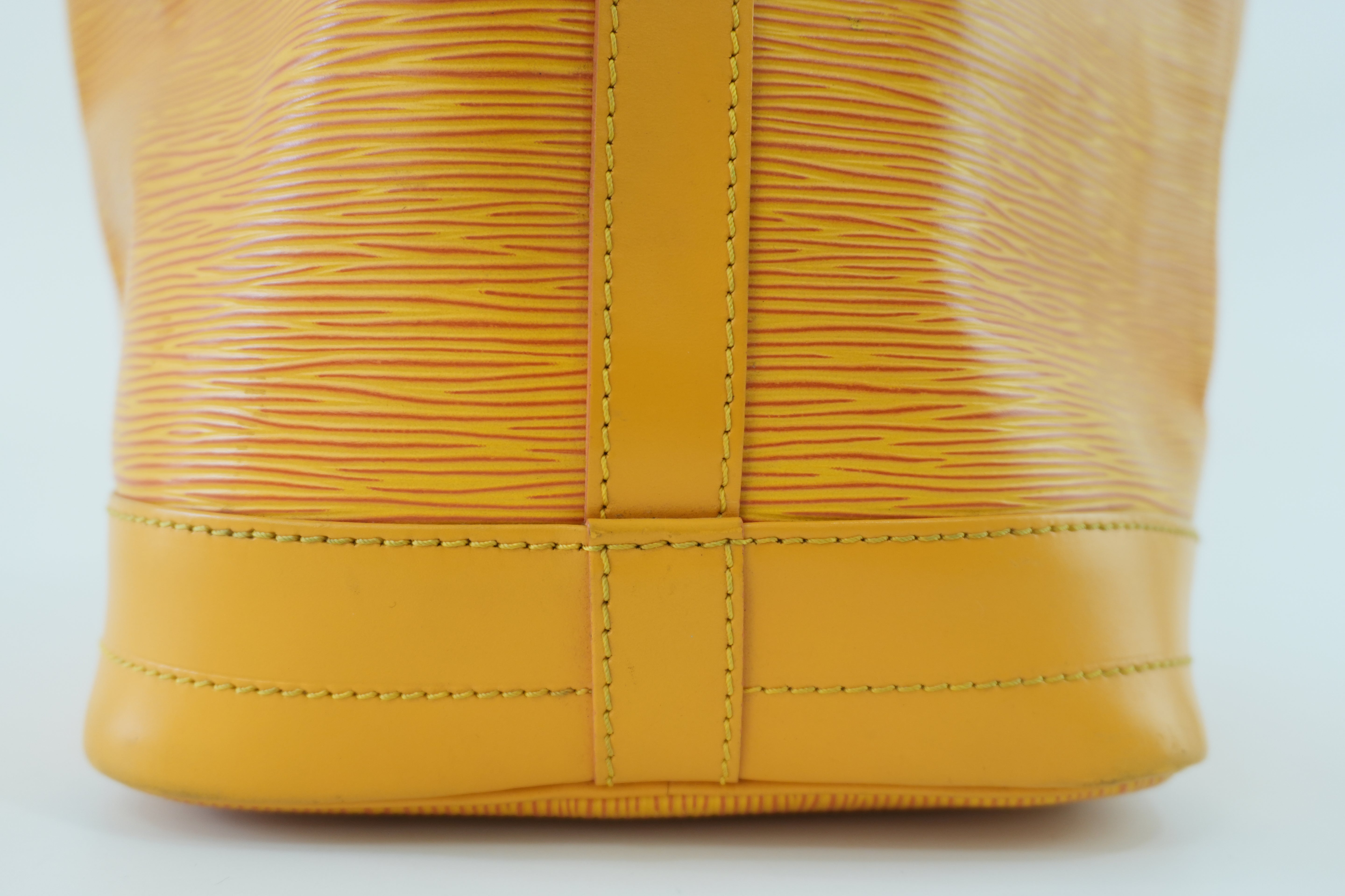 Louis Vuitton Noe GM Shoulder Bag Yellow Used