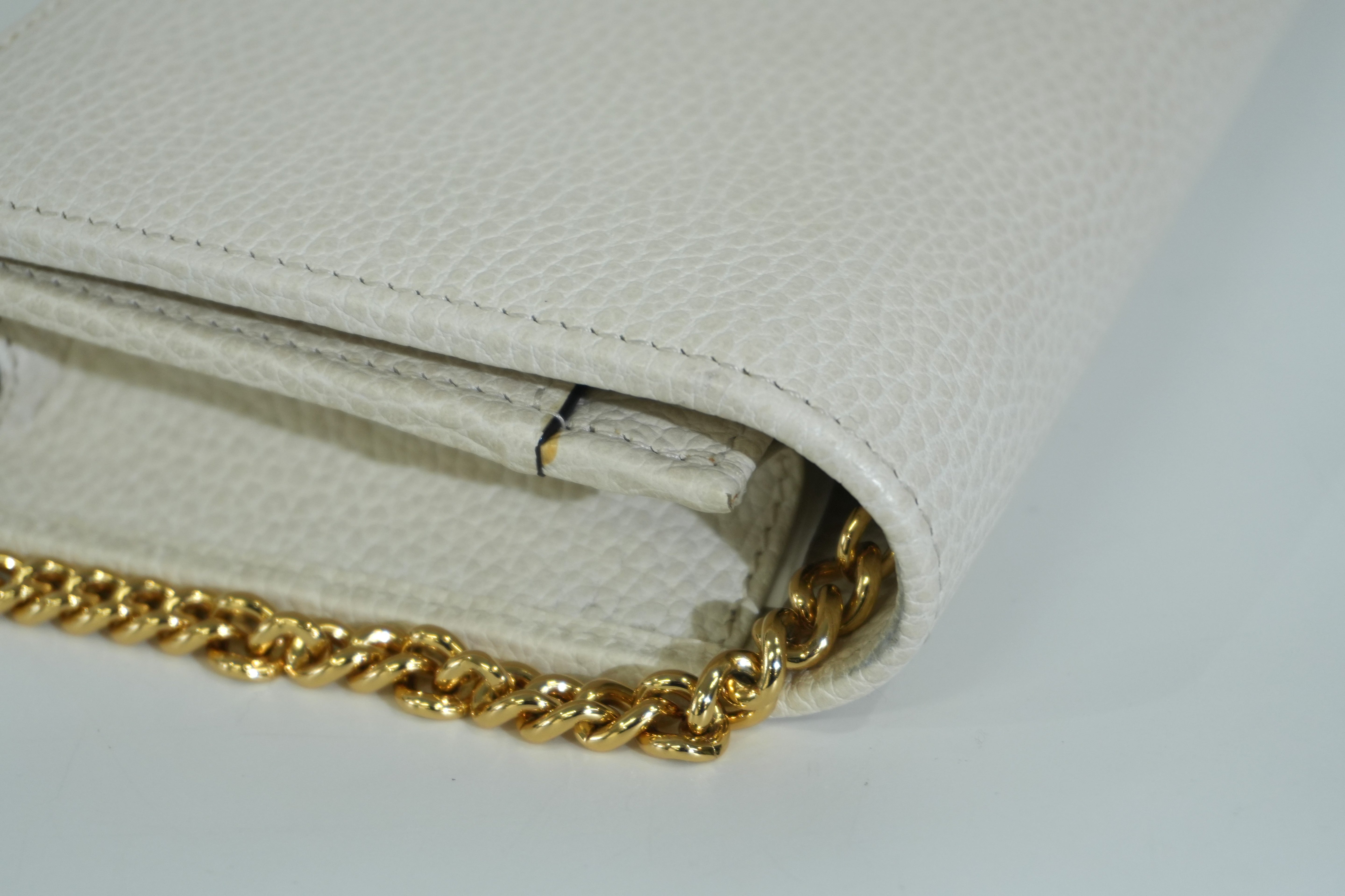 Pre-owned Gucci Marmont Wallet on Chain White
