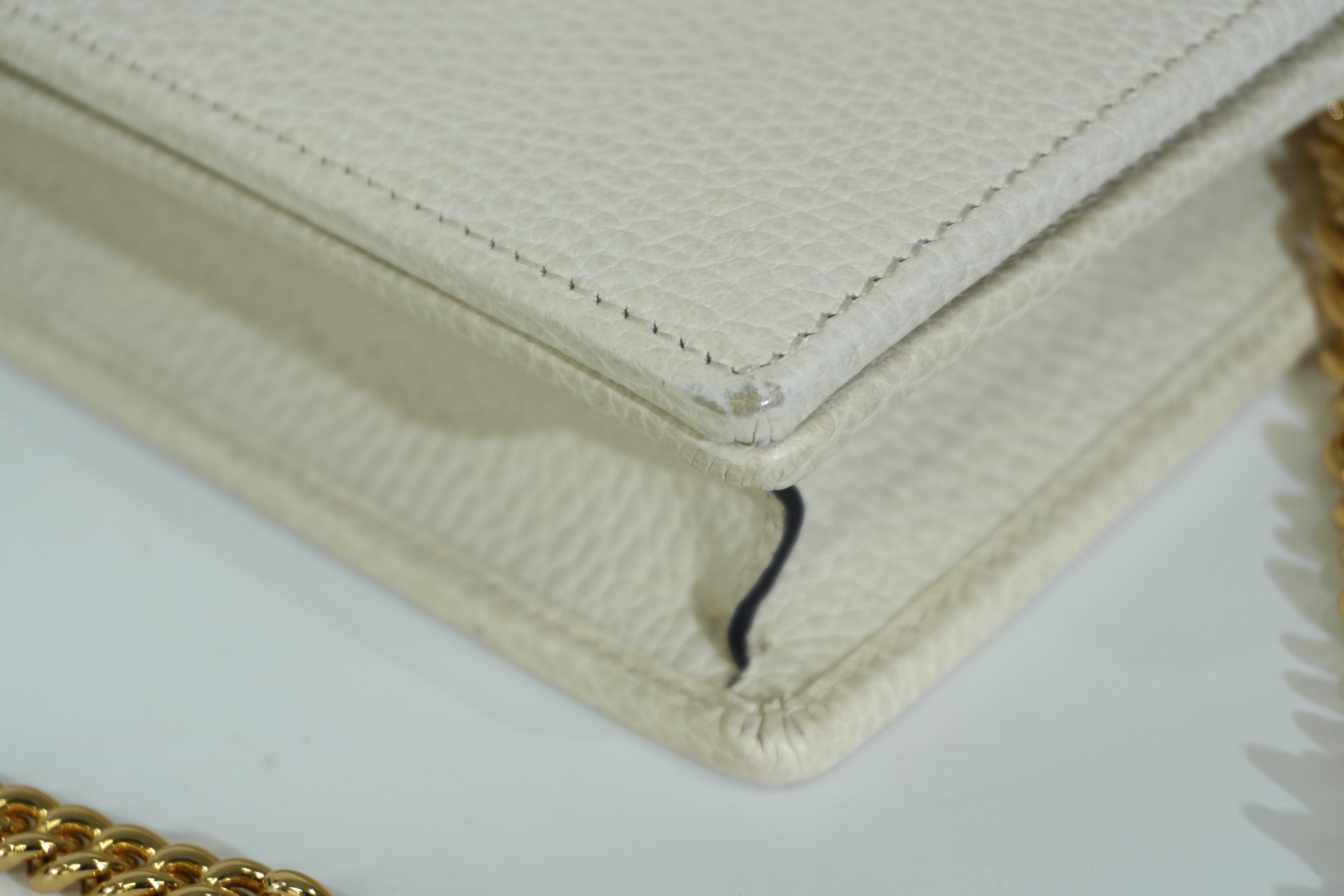 Pre-owned Gucci Marmont Wallet on Chain White