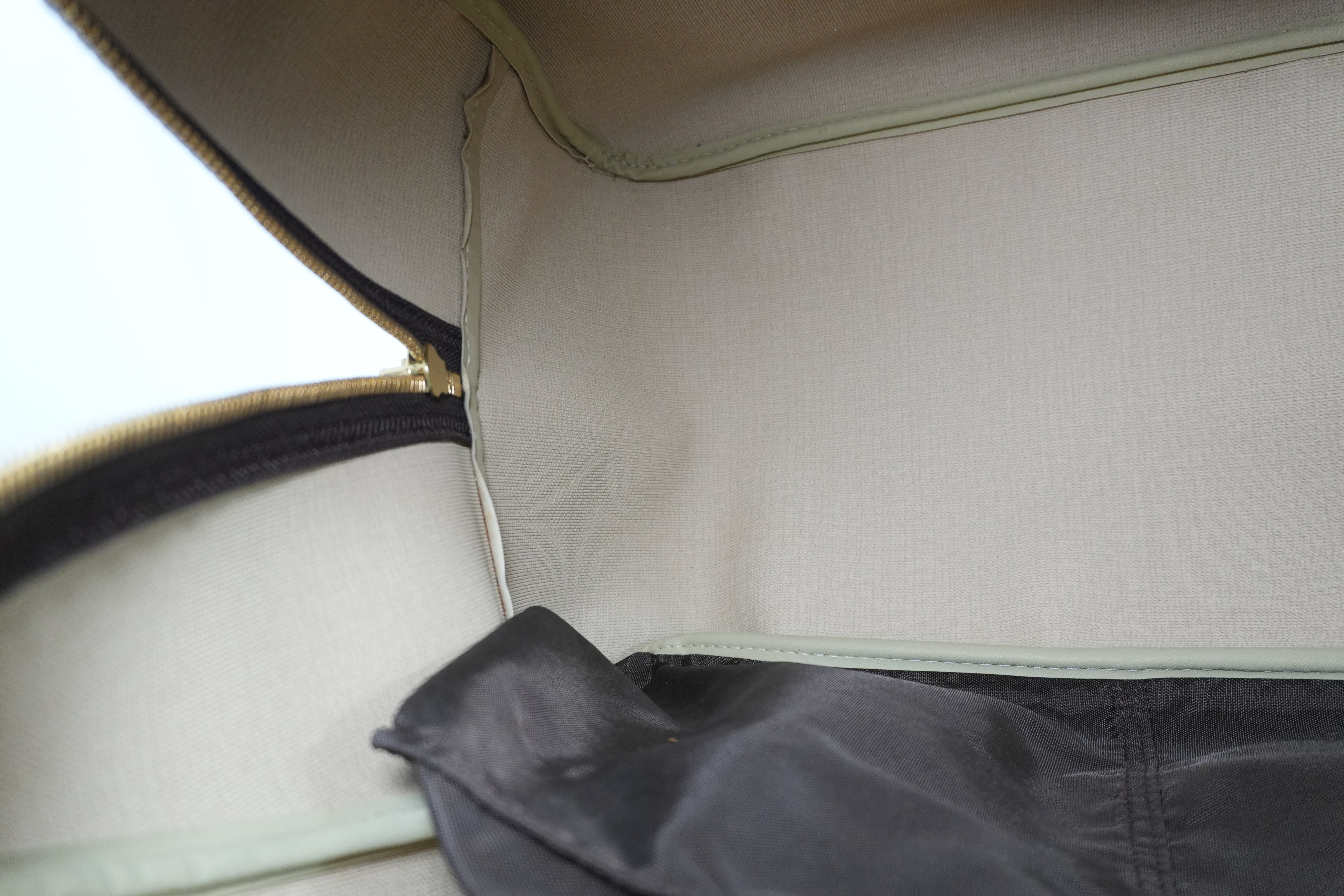 Borsa da viaggio sportiva Louis Vuitton Monogram Evasion usata