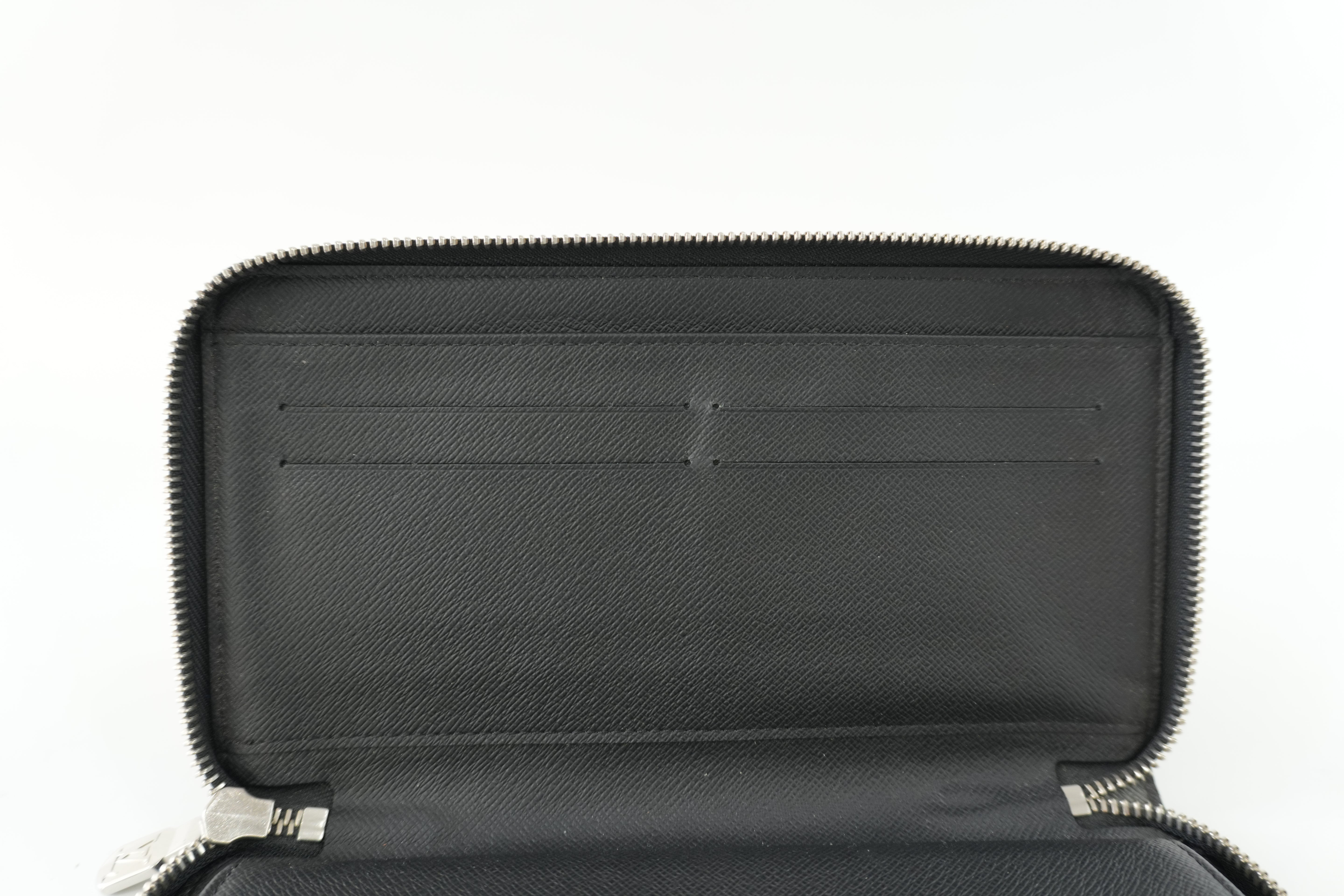 Louis Vuitton Damier Graphite Zippy Organizer Used