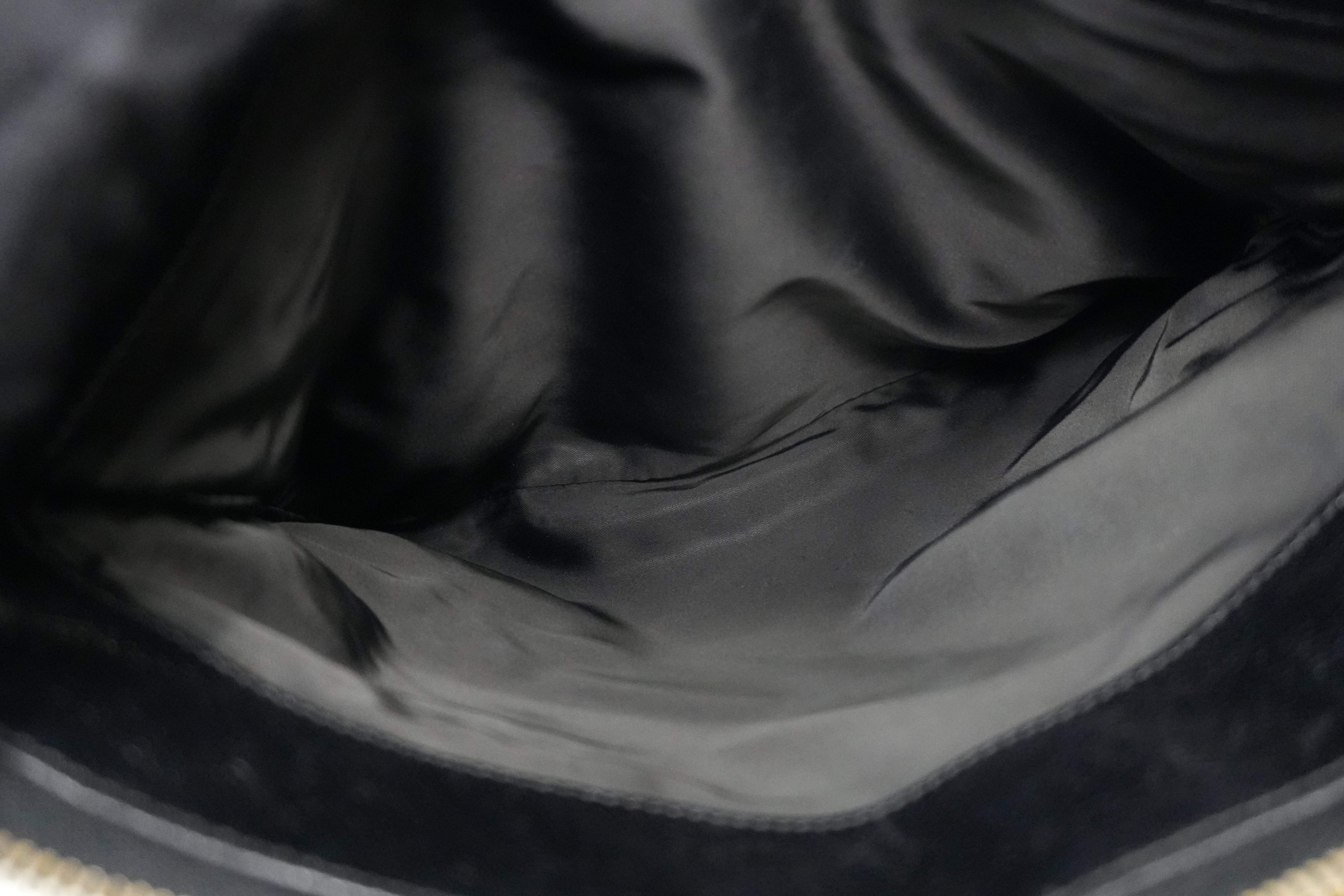 Pre-owned Chanel Caviar Skin Leather Chain Shoulder Bag Black