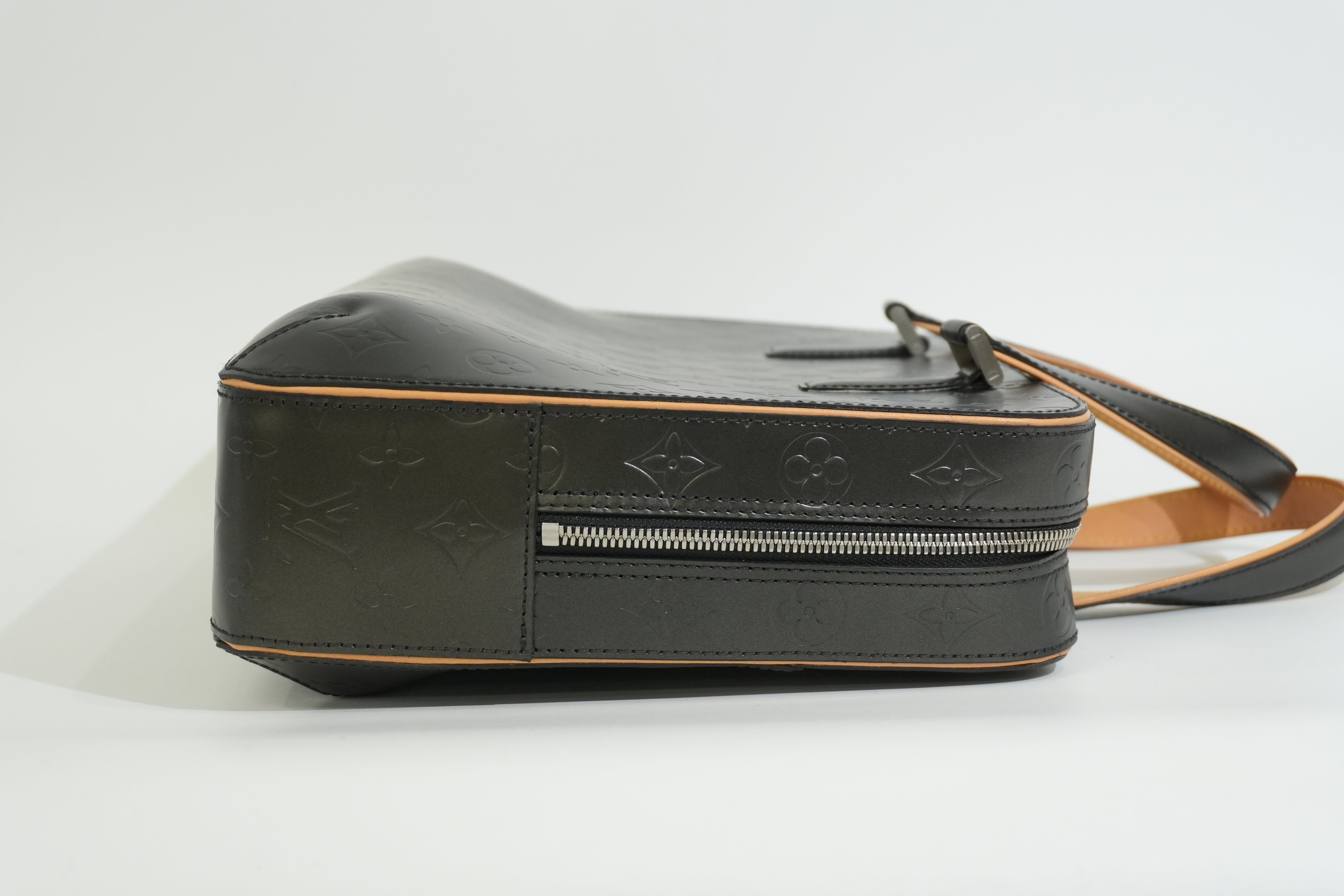 Pre-owned Louis Vuitton Matte Monogram Mat Malden Briefcase Gray