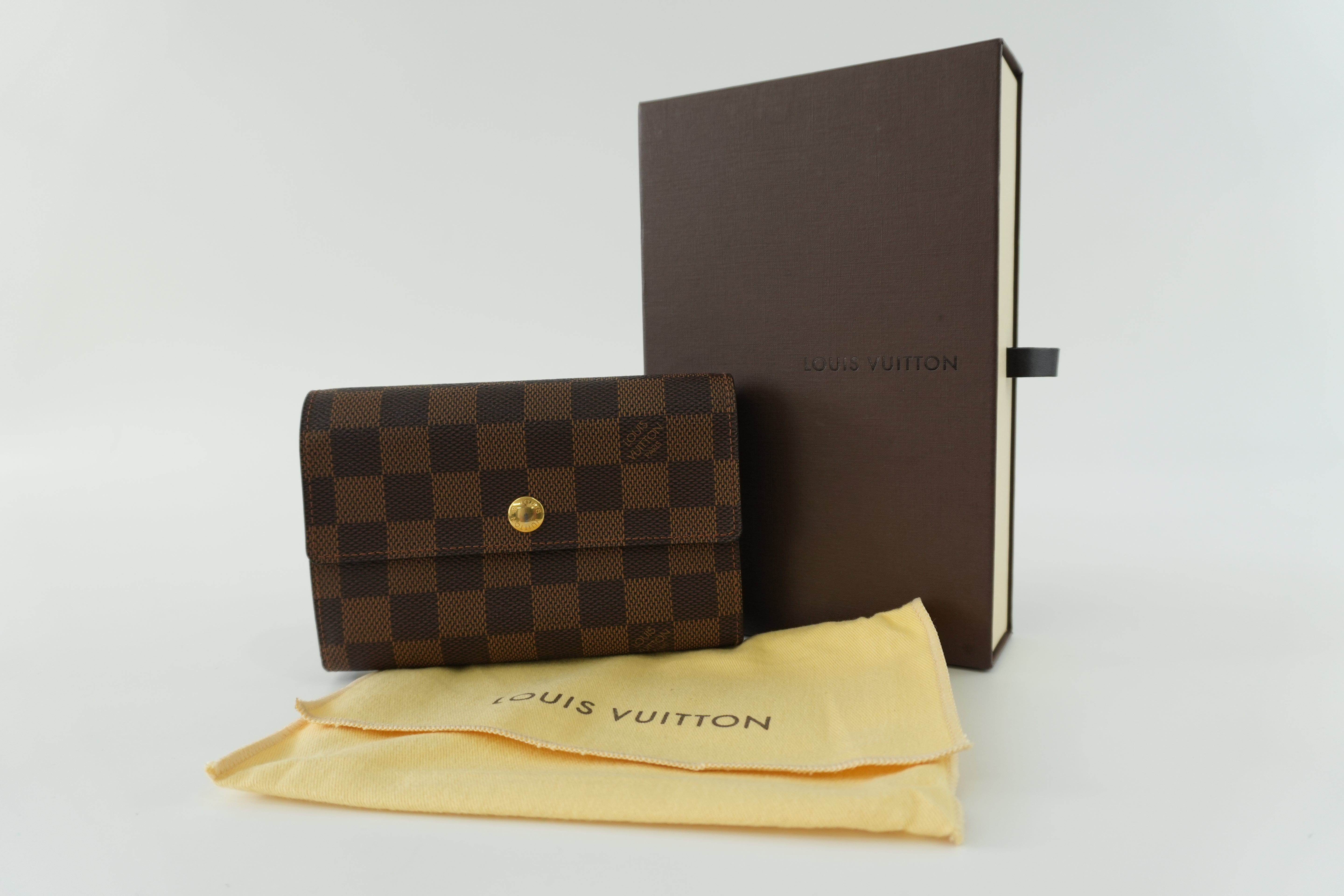 Louis Vuitton Damier Ebene Short Wallet Used
