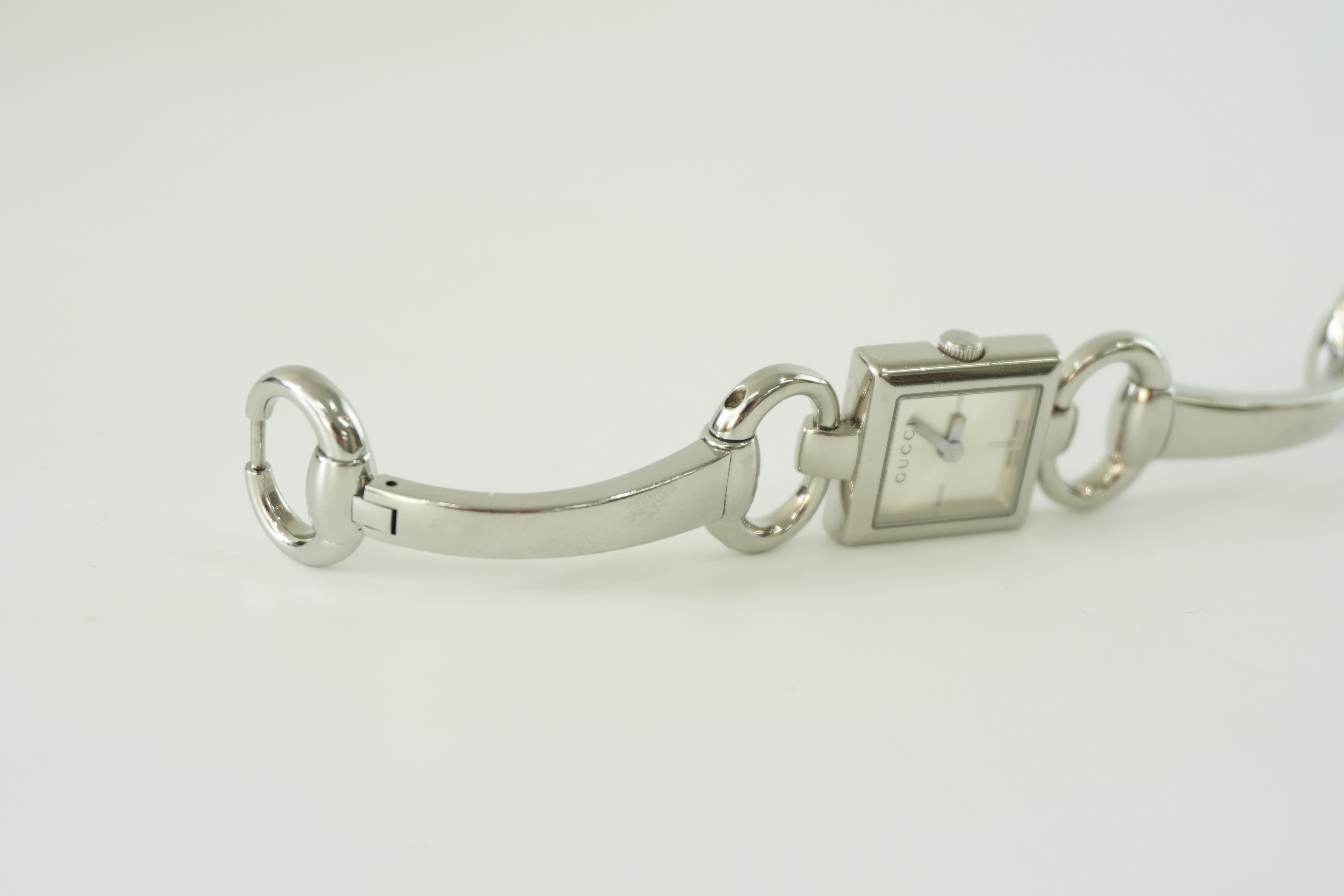 Gucci Watch Analog Stainless Used