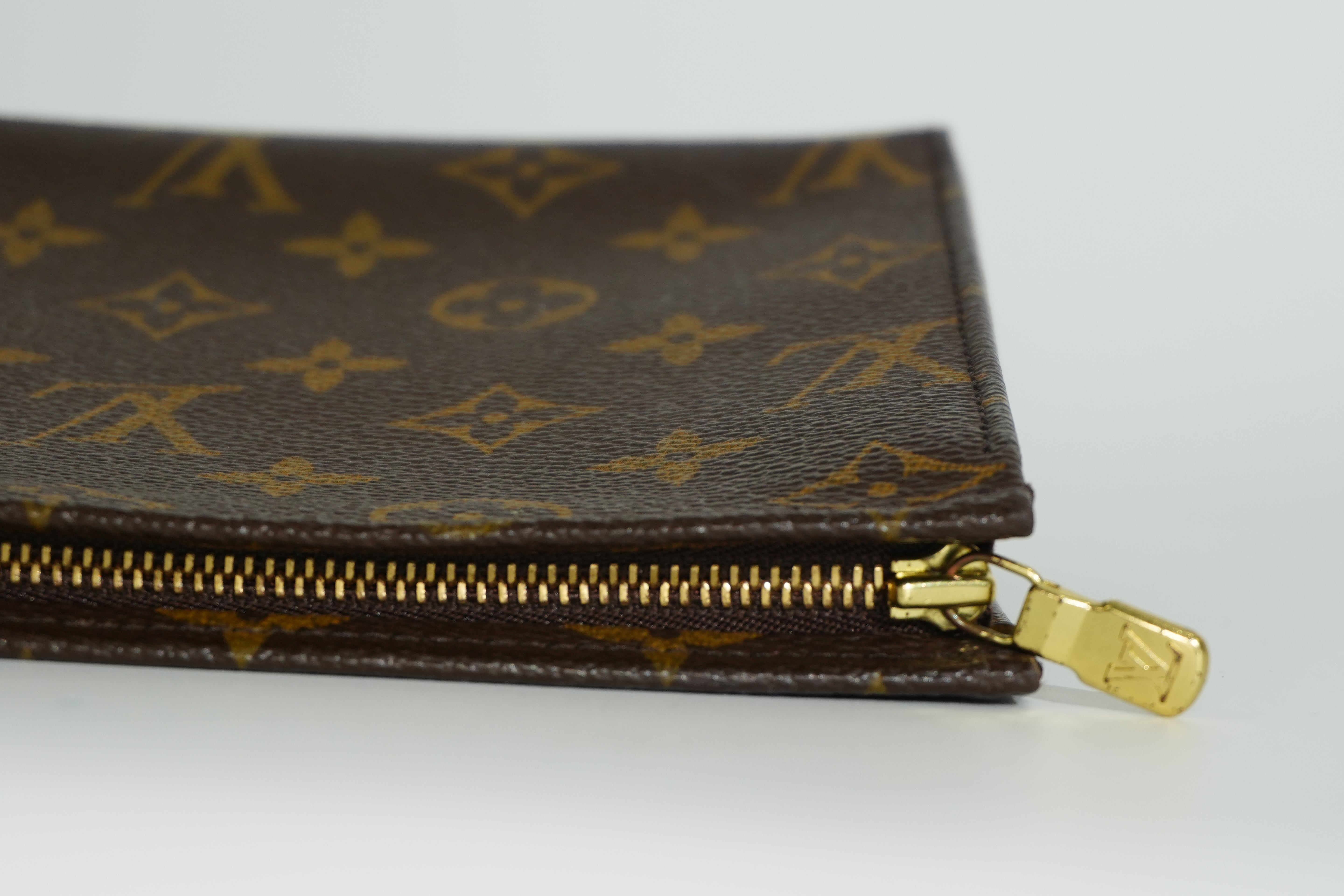 Pre-owned Louis Vuitton Monogram Toiletry 26 Pouch