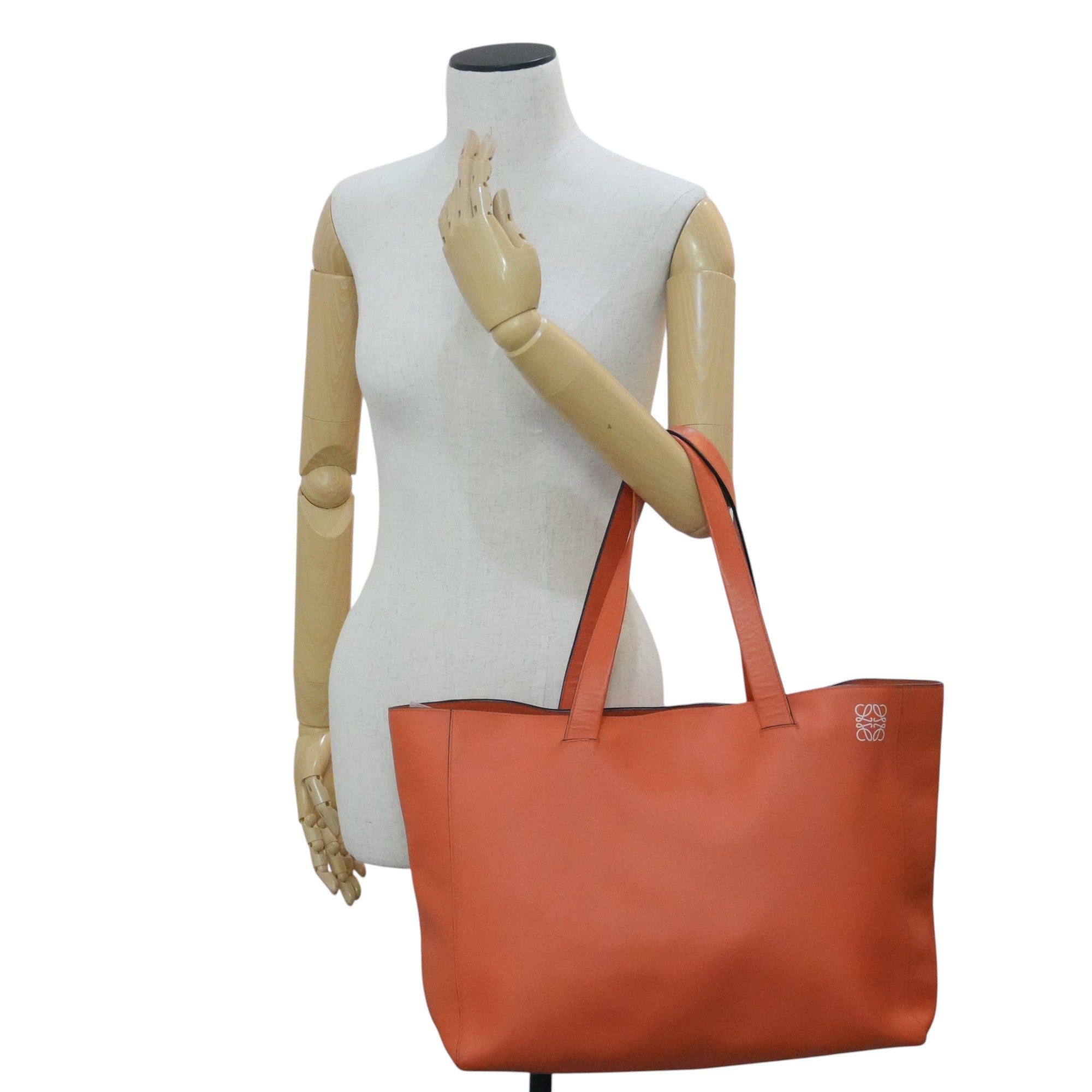 Pre-owned Loewe East West Tote Bag Orange