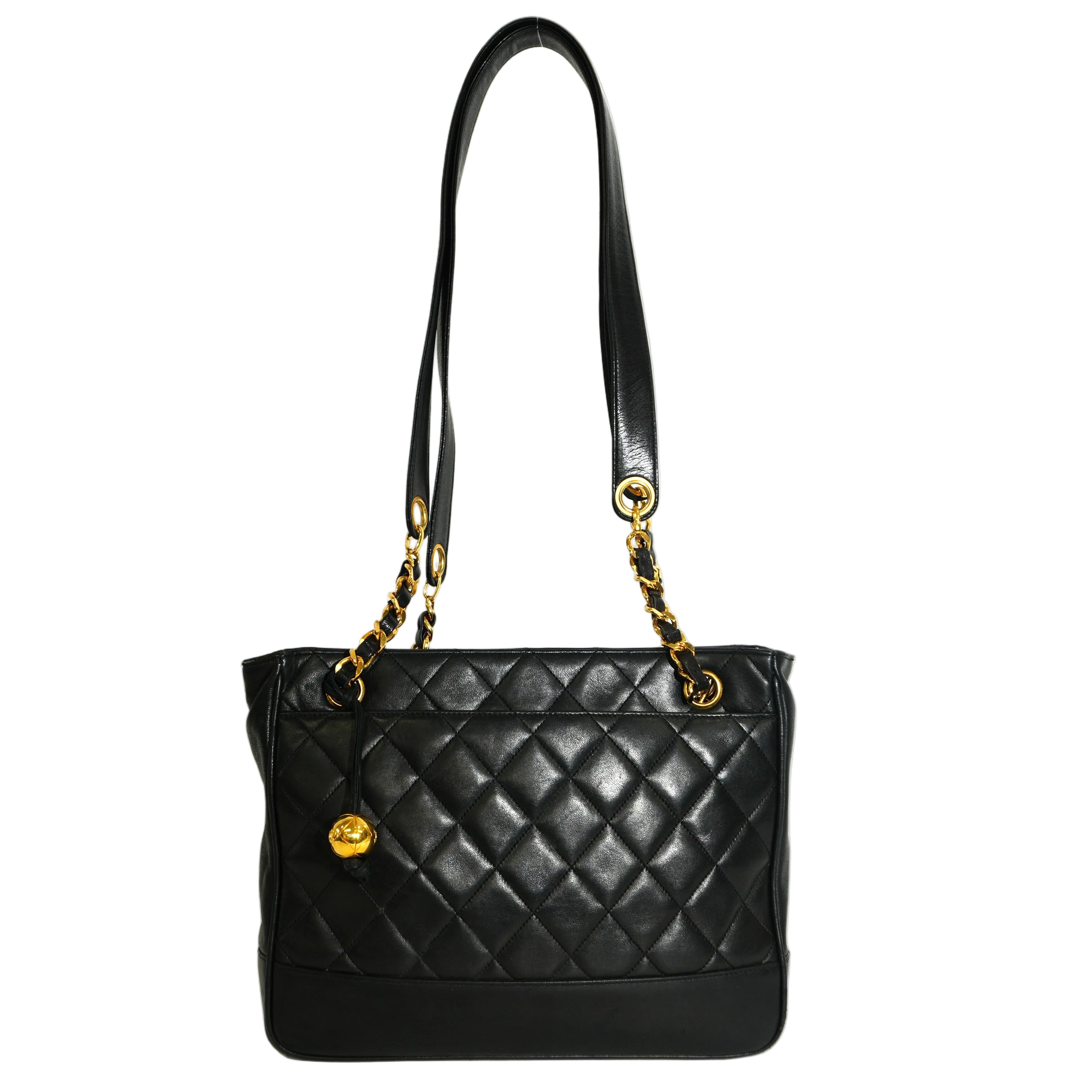 Pre-owned Chanel Lambskin Leather Shoulder Bag Black
