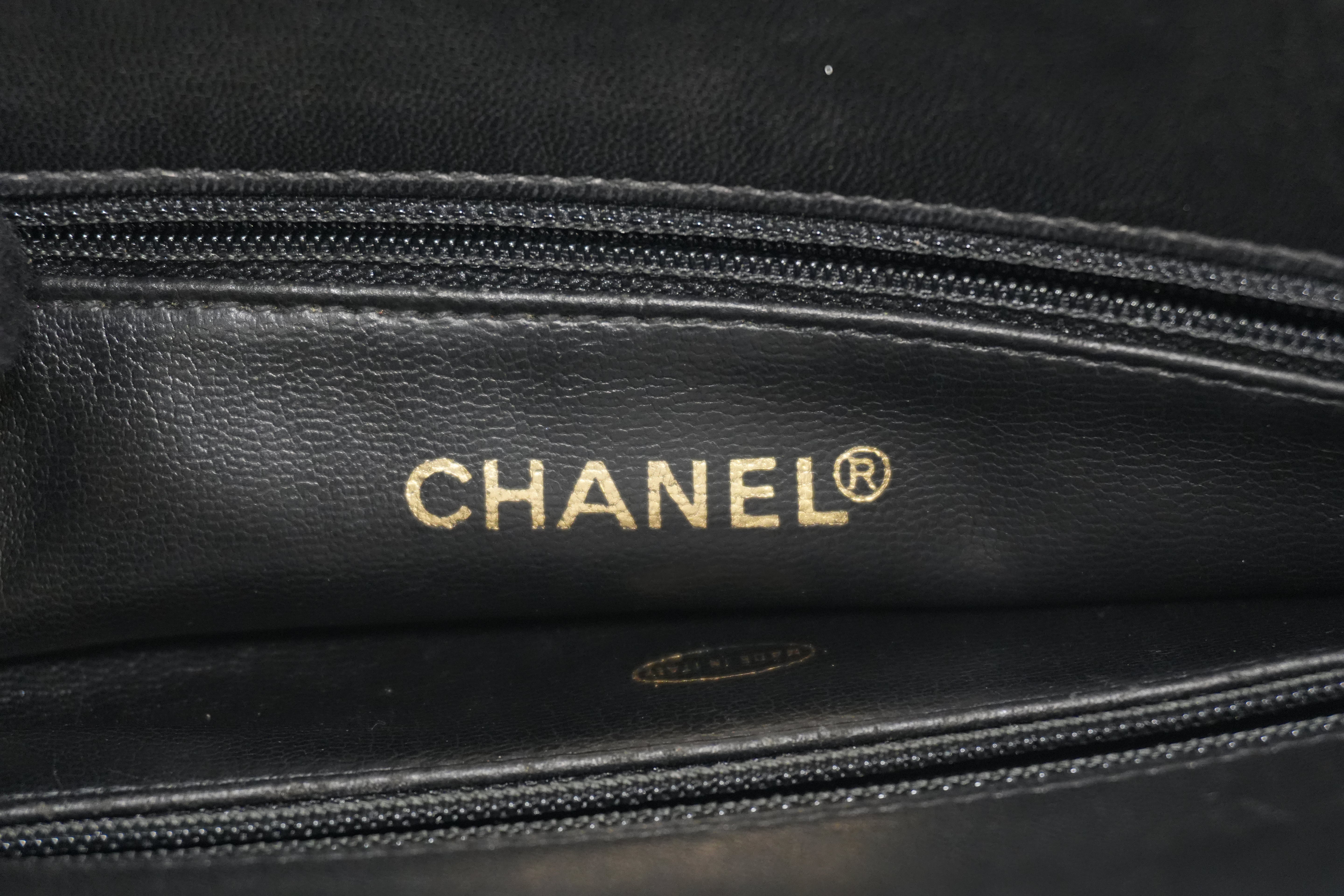 Pre-owned Chanel Lambskin Leather Shoulder Bag Black