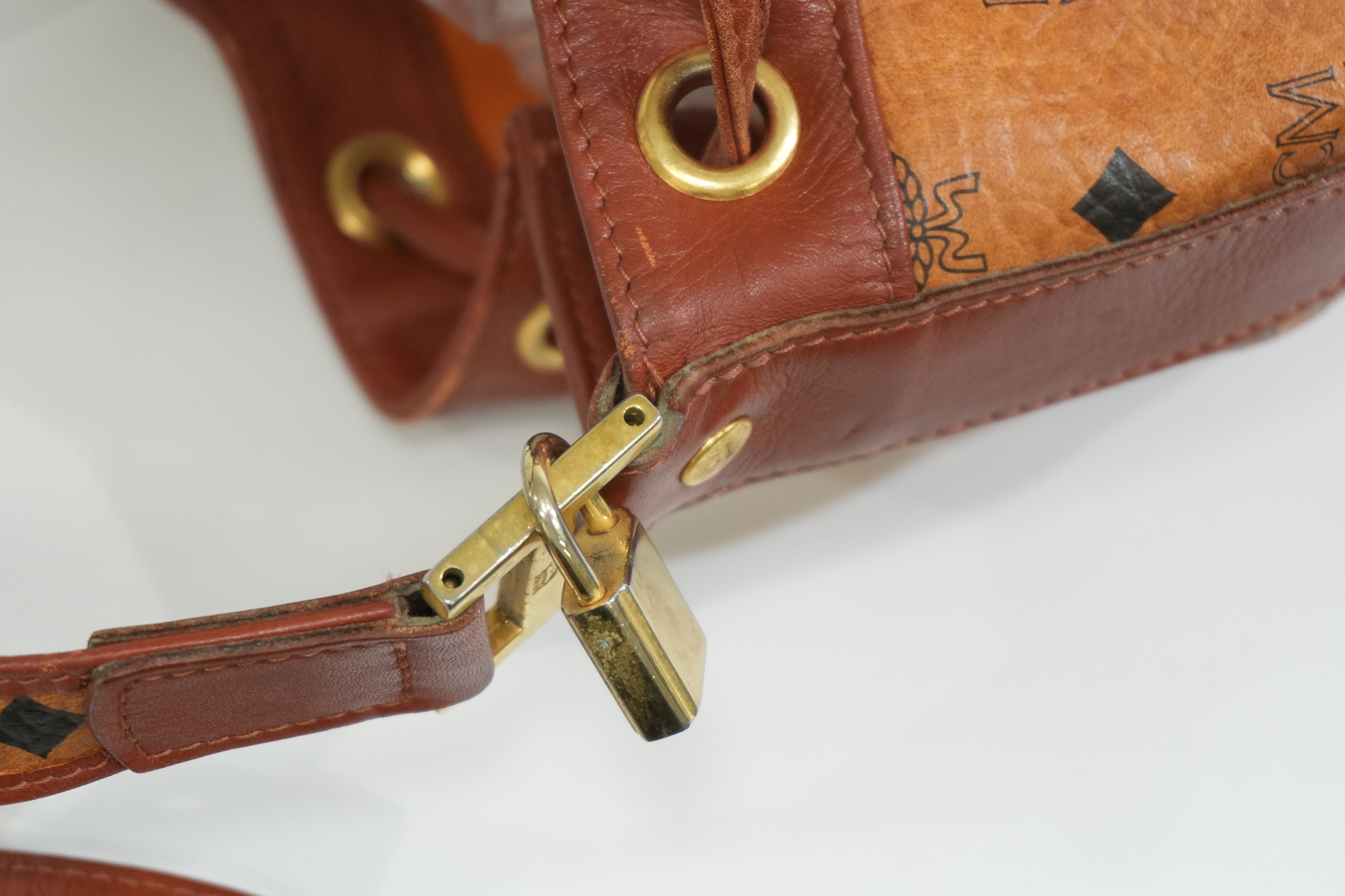 Pre-owned MCM Bucket Shoulder Bag Cognac