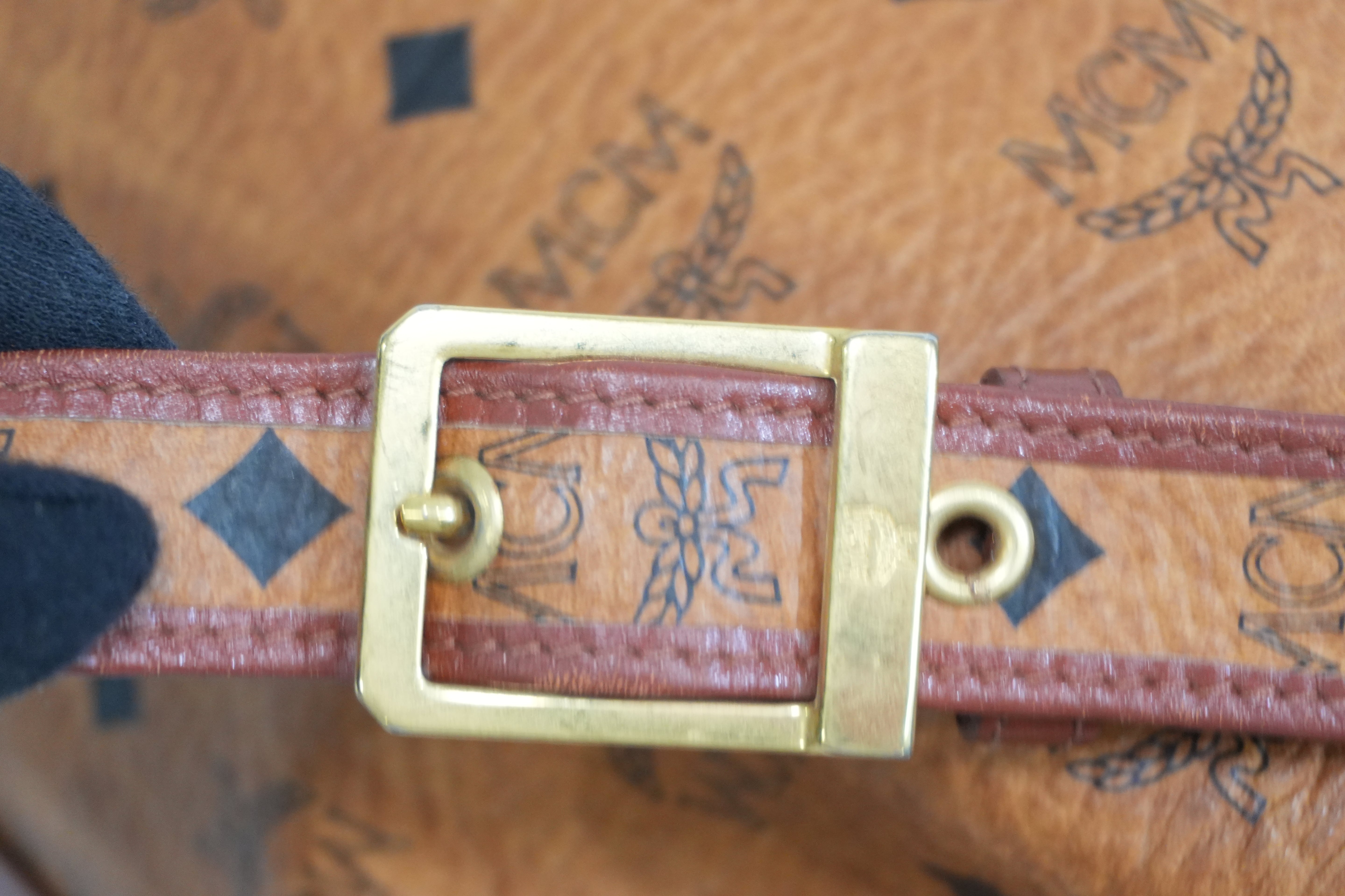 Pre-owned MCM Bucket Shoulder Bag Cognac