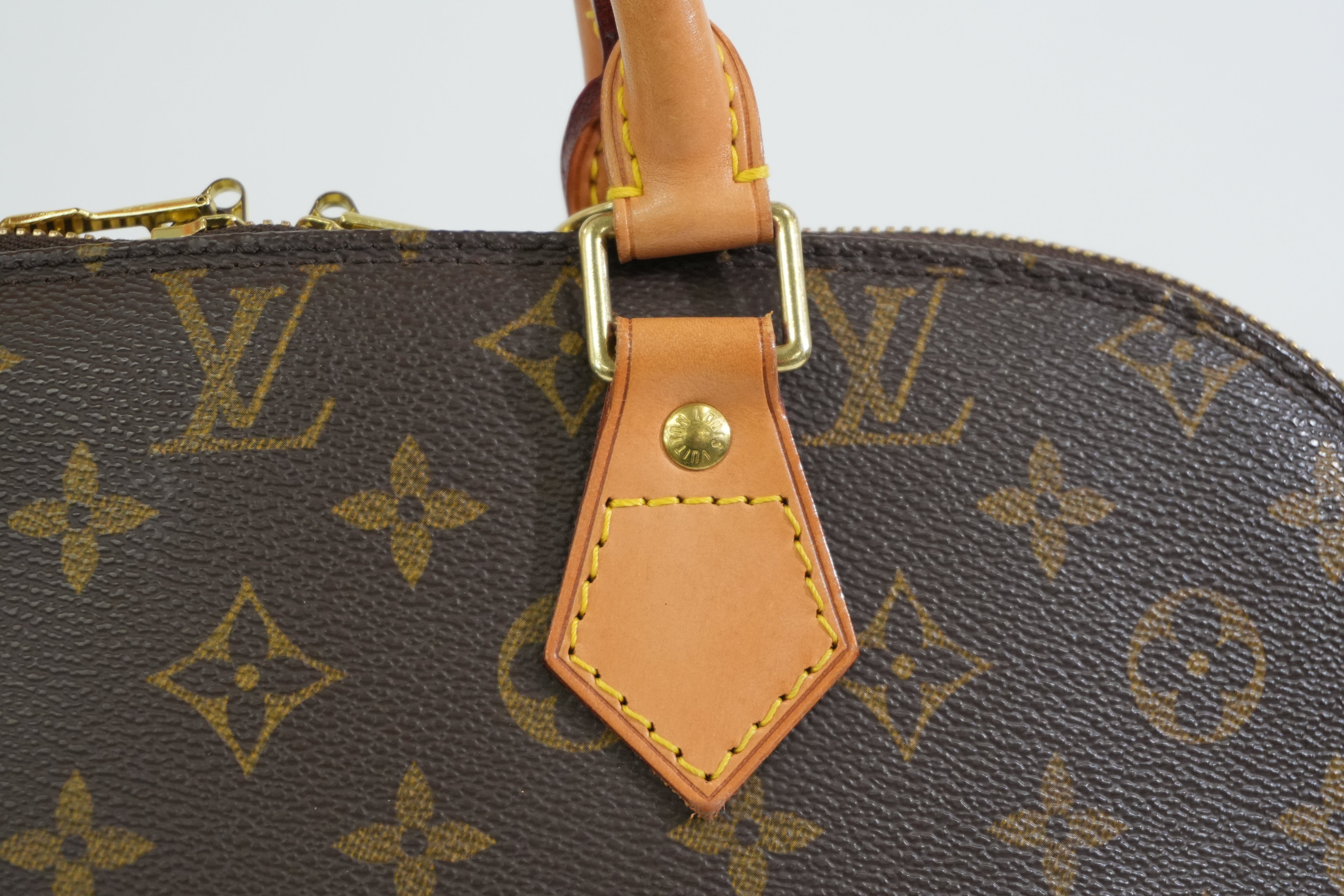 Pre-owned Louis Vuitton Monogram Alma PM Handbag