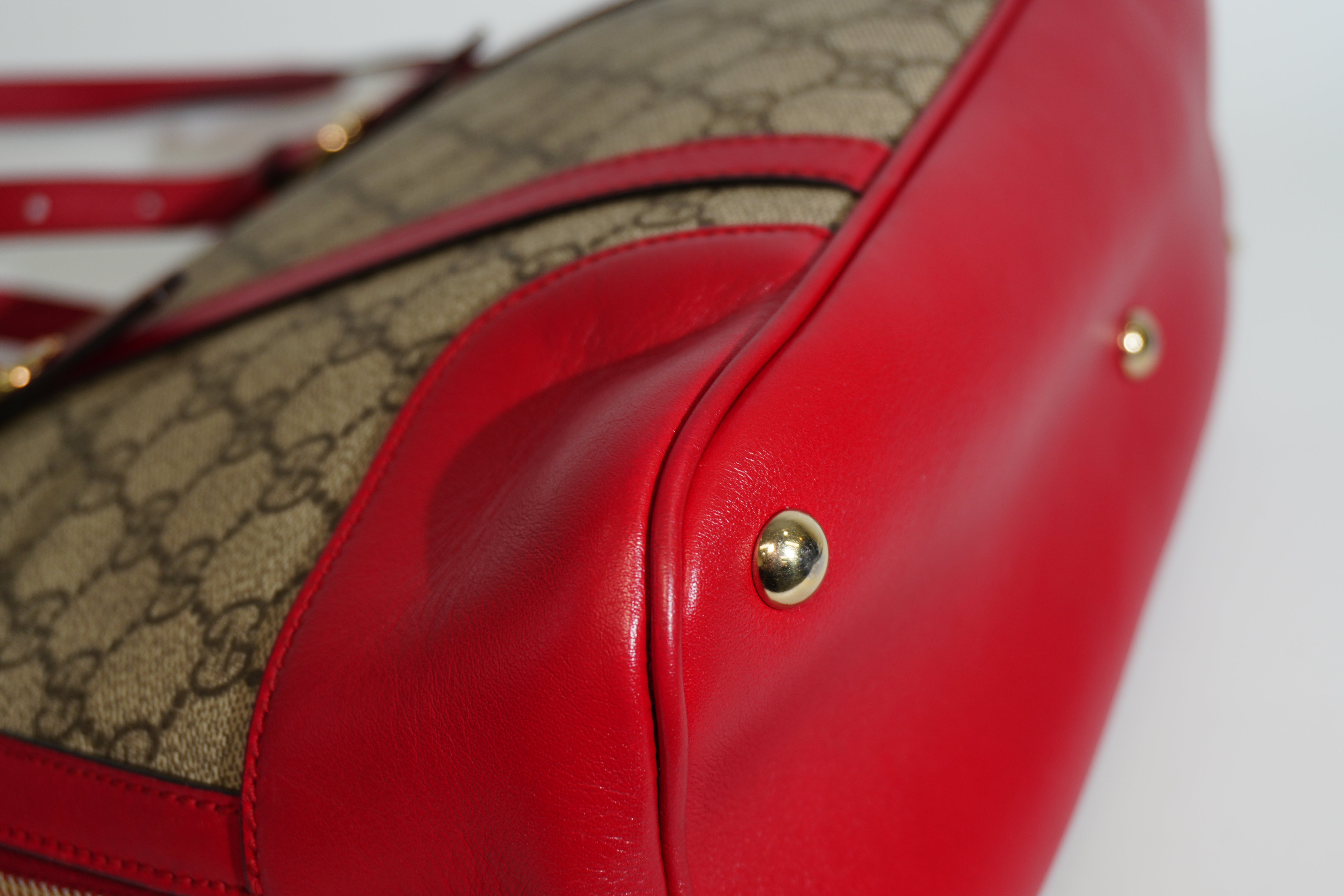 Pre-owned Gucci Two Way Domed Shoulder Bag Red