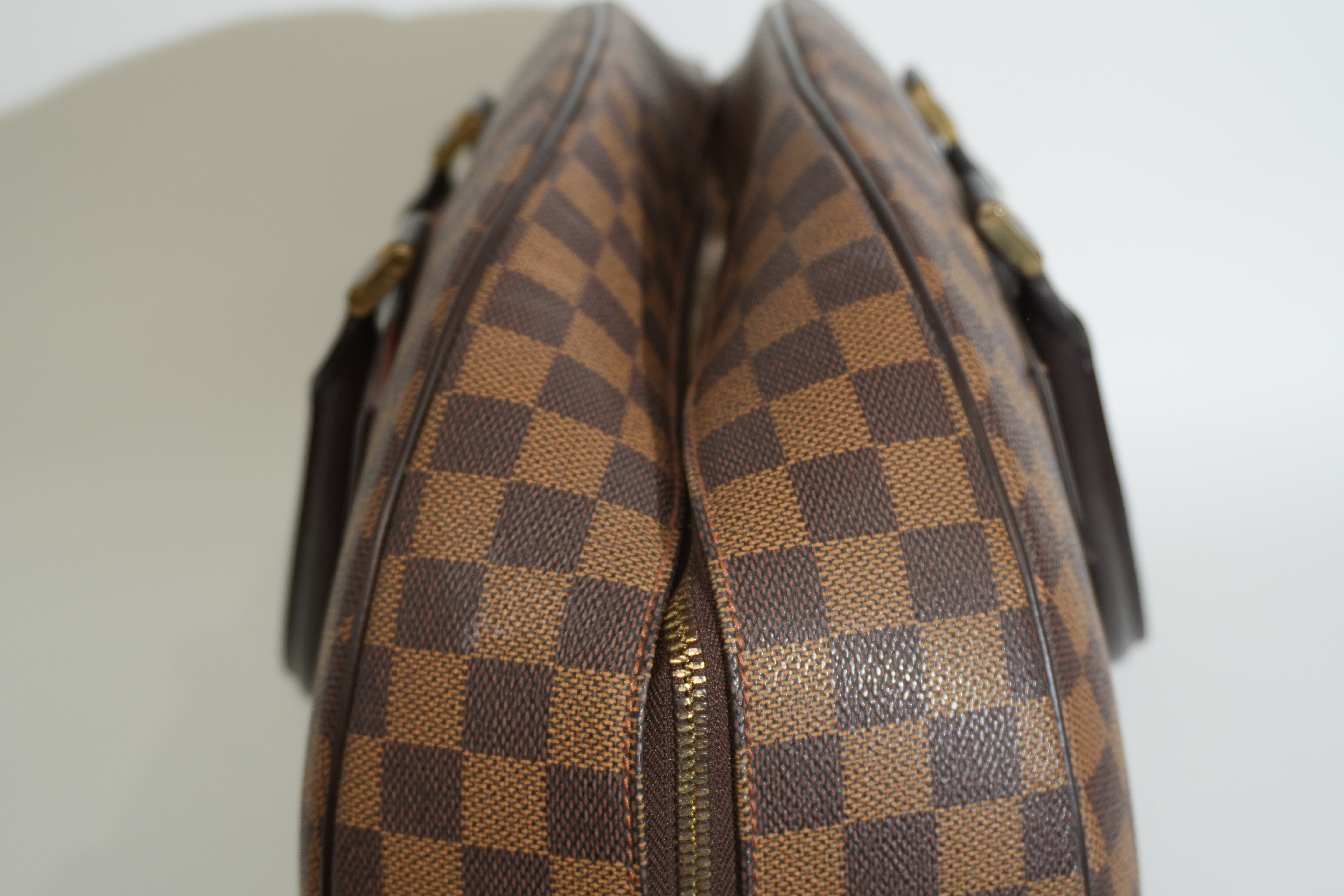 Pre-owned Louis Vuitton Damier Ebene Nolita Travel Bag