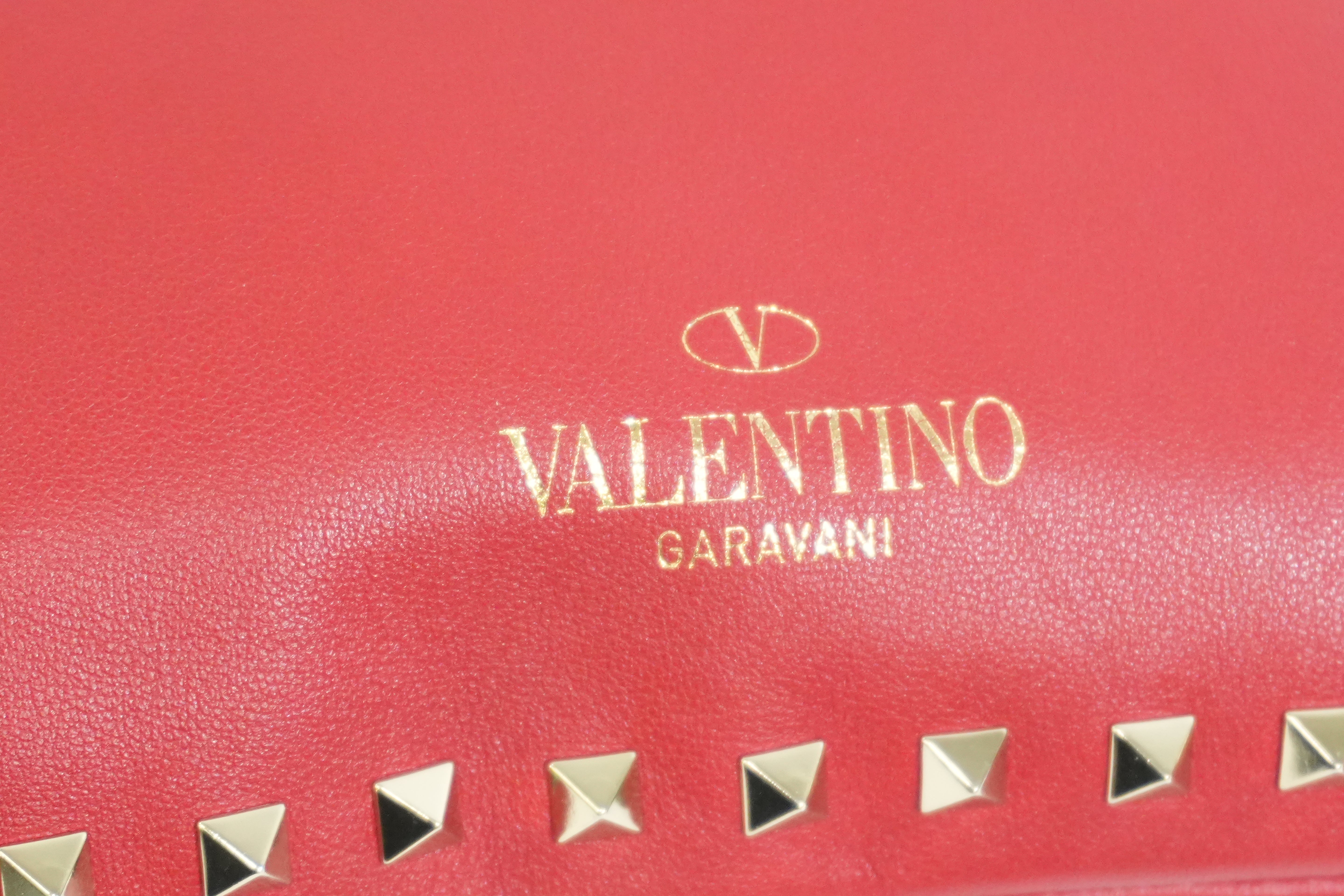 Pre-owned Valentino Wrist Clutch Bag Red