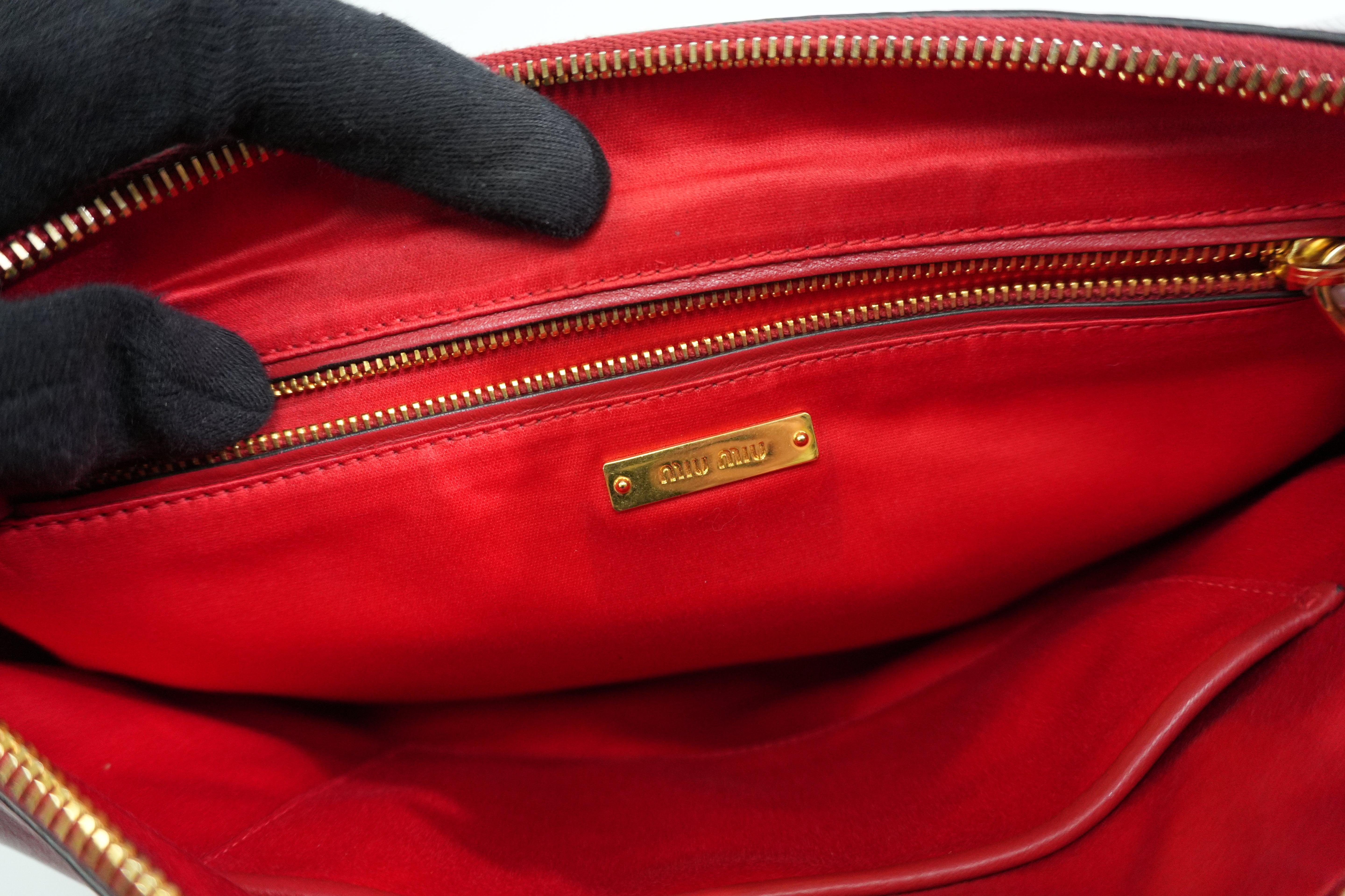 Pre-owned Miumiu Calfskin Leather Studded Clutch Bag Red